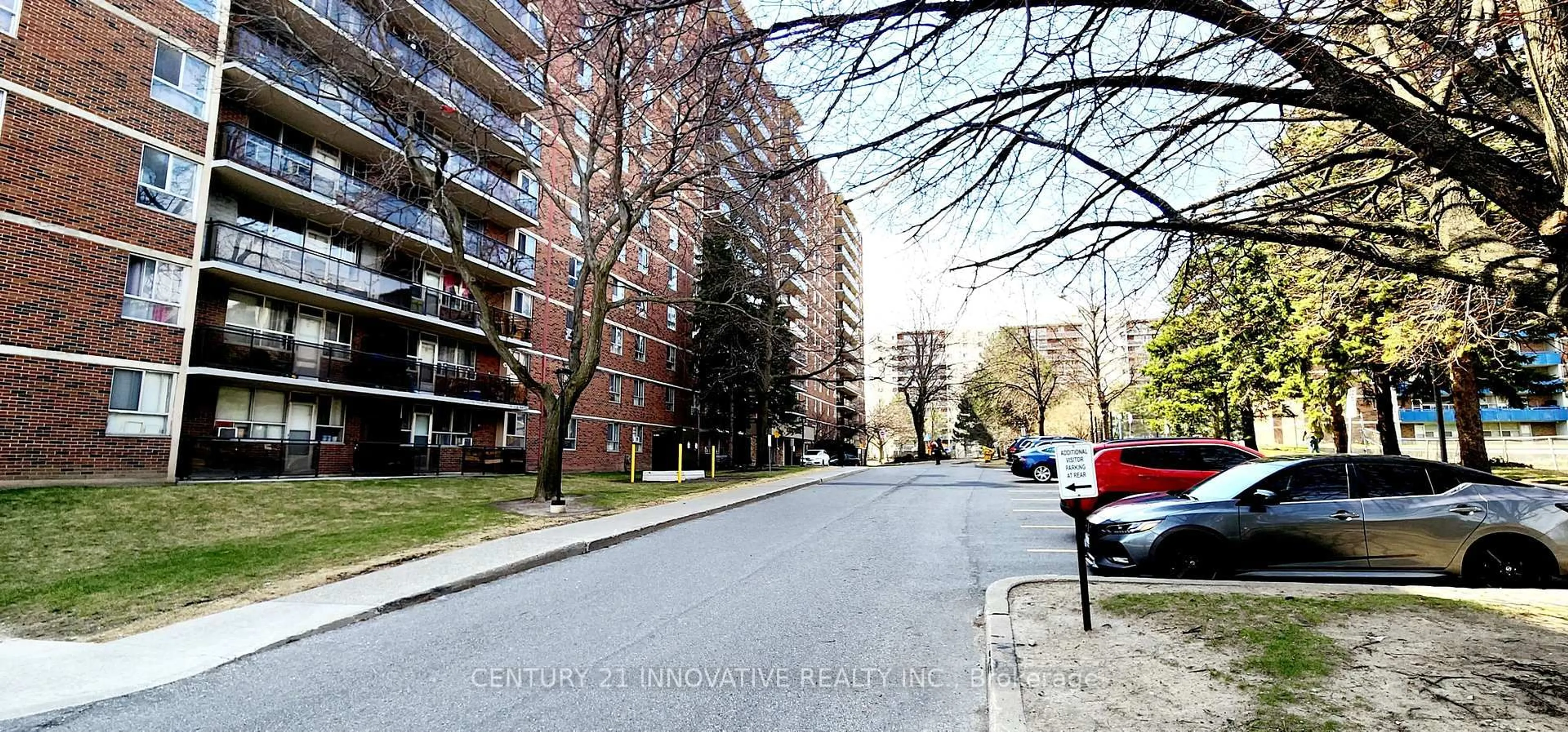 Patio, street for 1950 Kennedy Rd #405, Toronto Ontario M1P 4S9