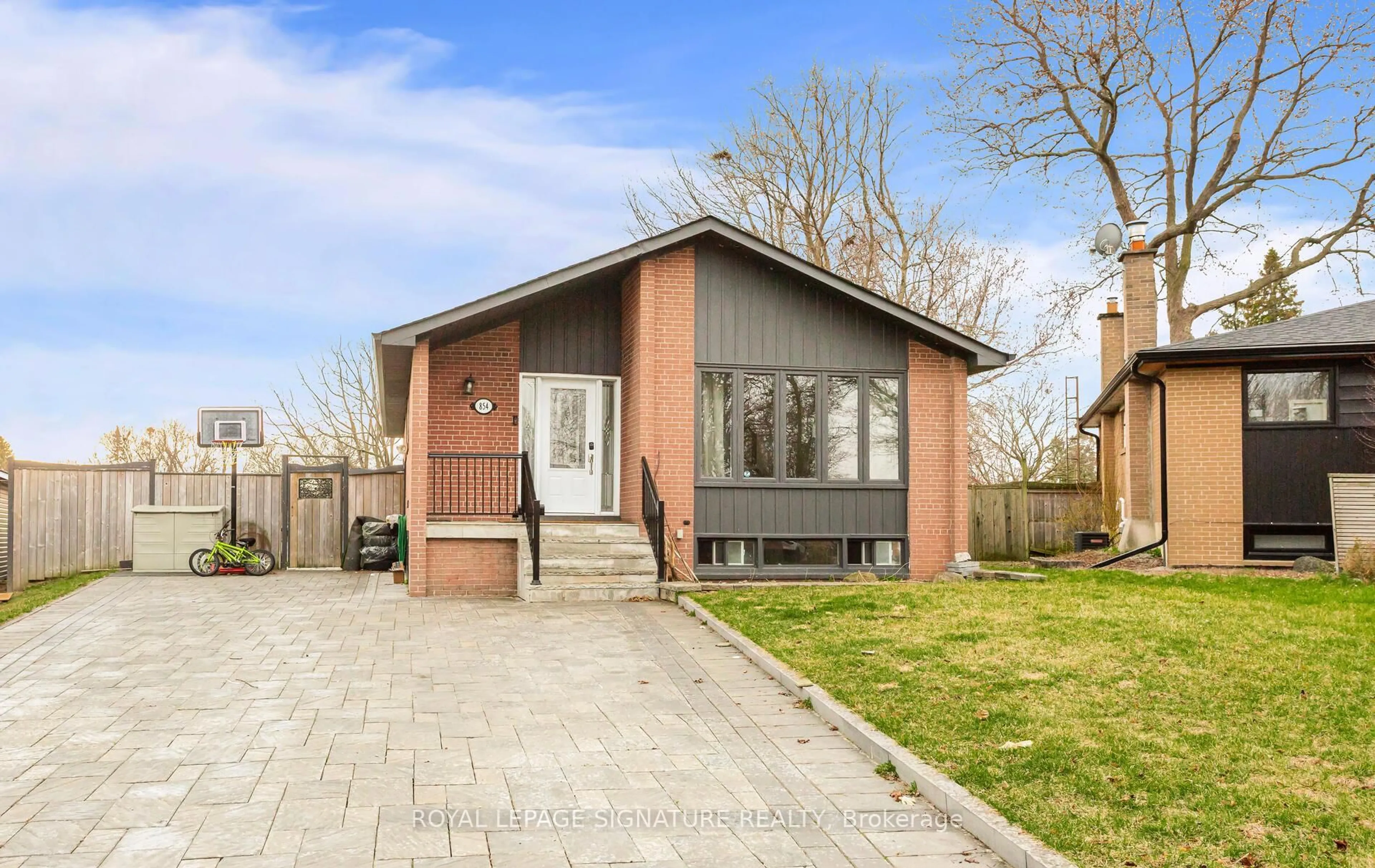 Home with brick exterior material, street for 854 Antonio St, Pickering Ontario L1W 1T3
