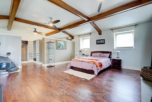 Additional property image - 4 Summerton Pl