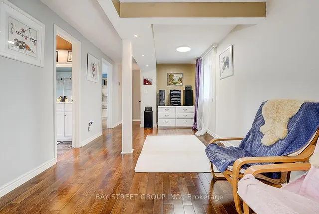 Additional property image - 4 Summerton Pl