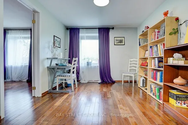 Additional property image - 4 Summerton Pl