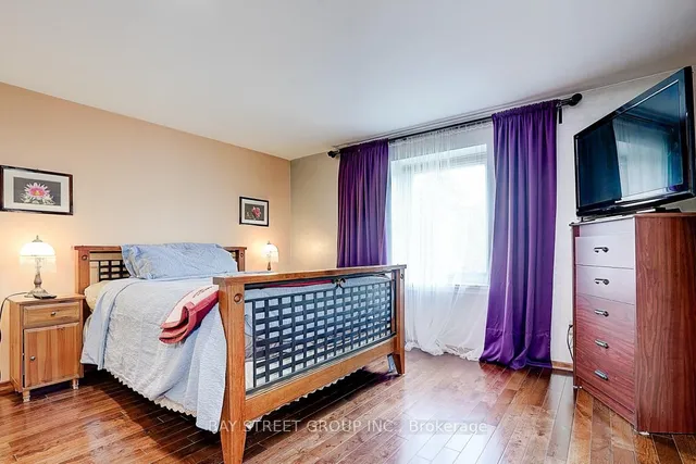 Additional property image - 4 Summerton Pl
