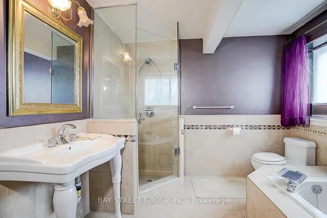 Additional property image - 4 Summerton Pl