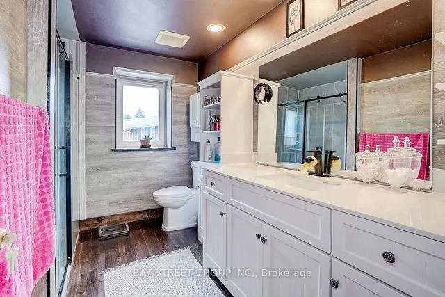 Additional property image - 4 Summerton Pl