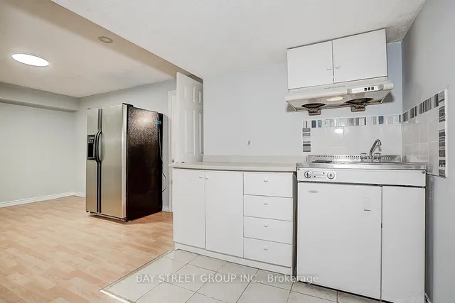 Additional property image - 4 Summerton Pl
