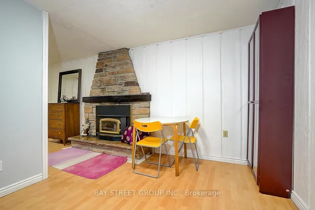 Additional property image - 4 Summerton Pl