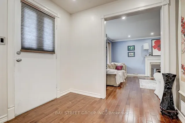 Additional property image - 4 Summerton Pl