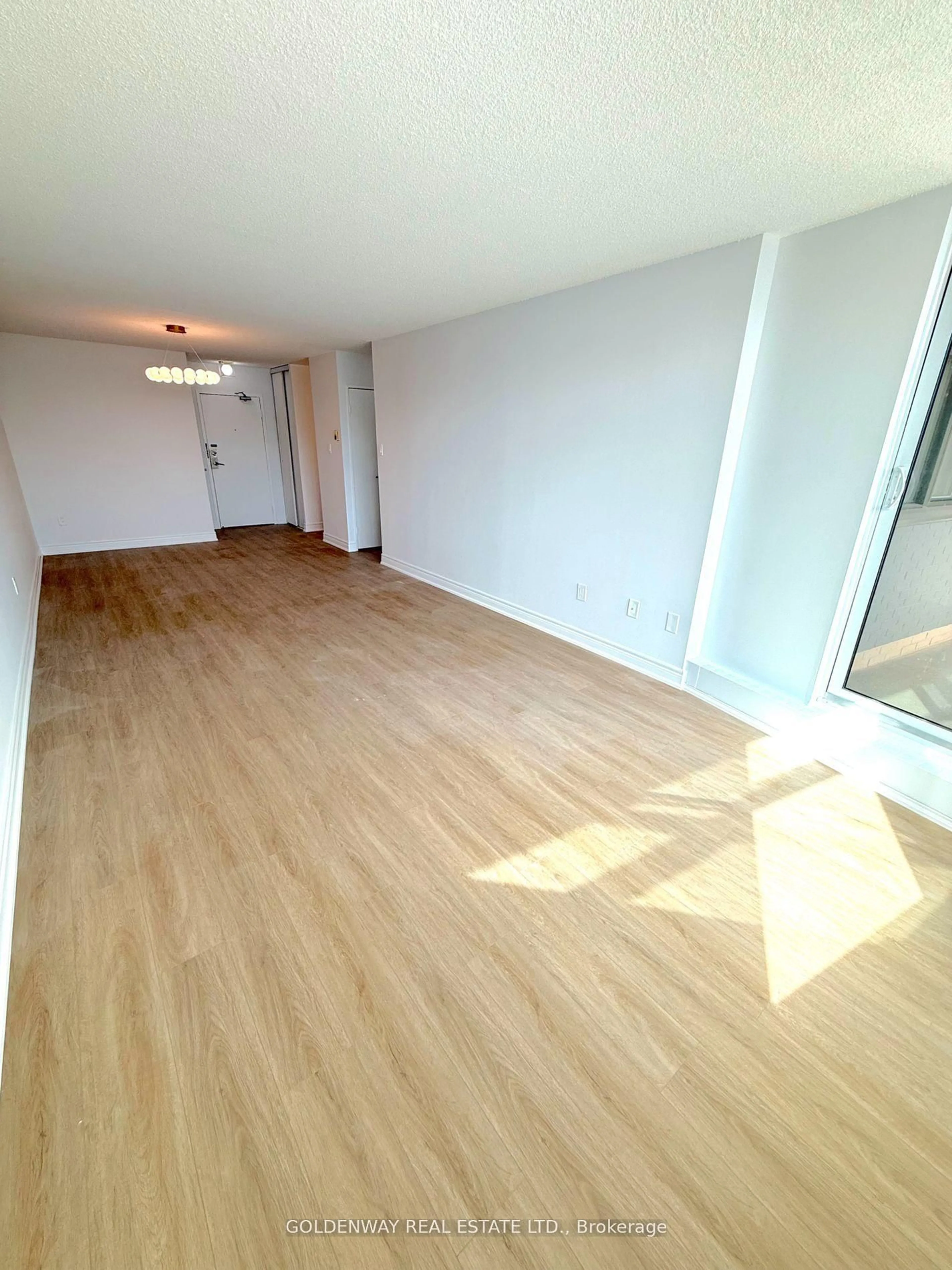 A pic of a room for 2050 Bridletowne Circ #411, Toronto Ontario M1W 2V5