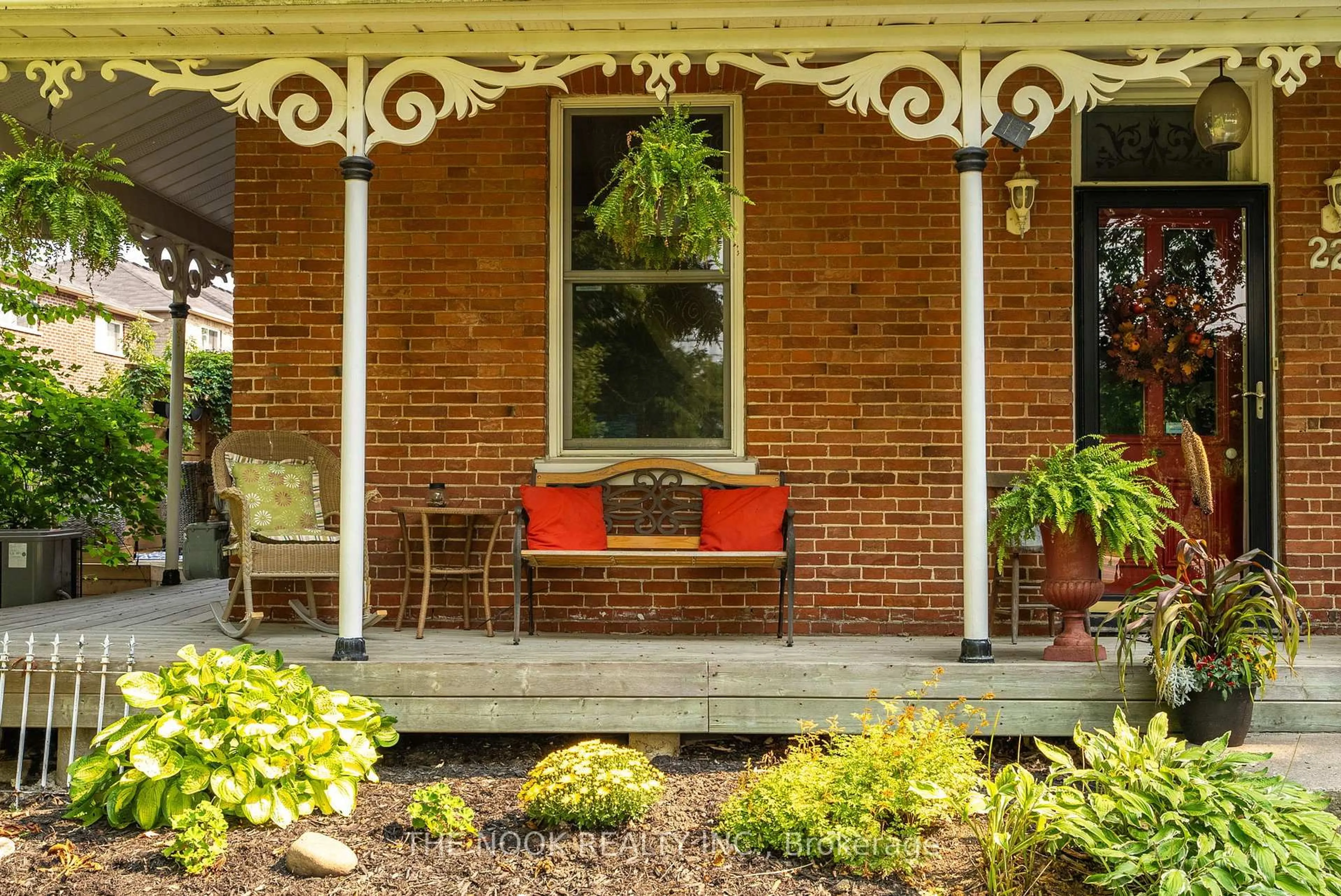 Patio, street for 227 Scugog St, Clarington Ontario L1C 3J9