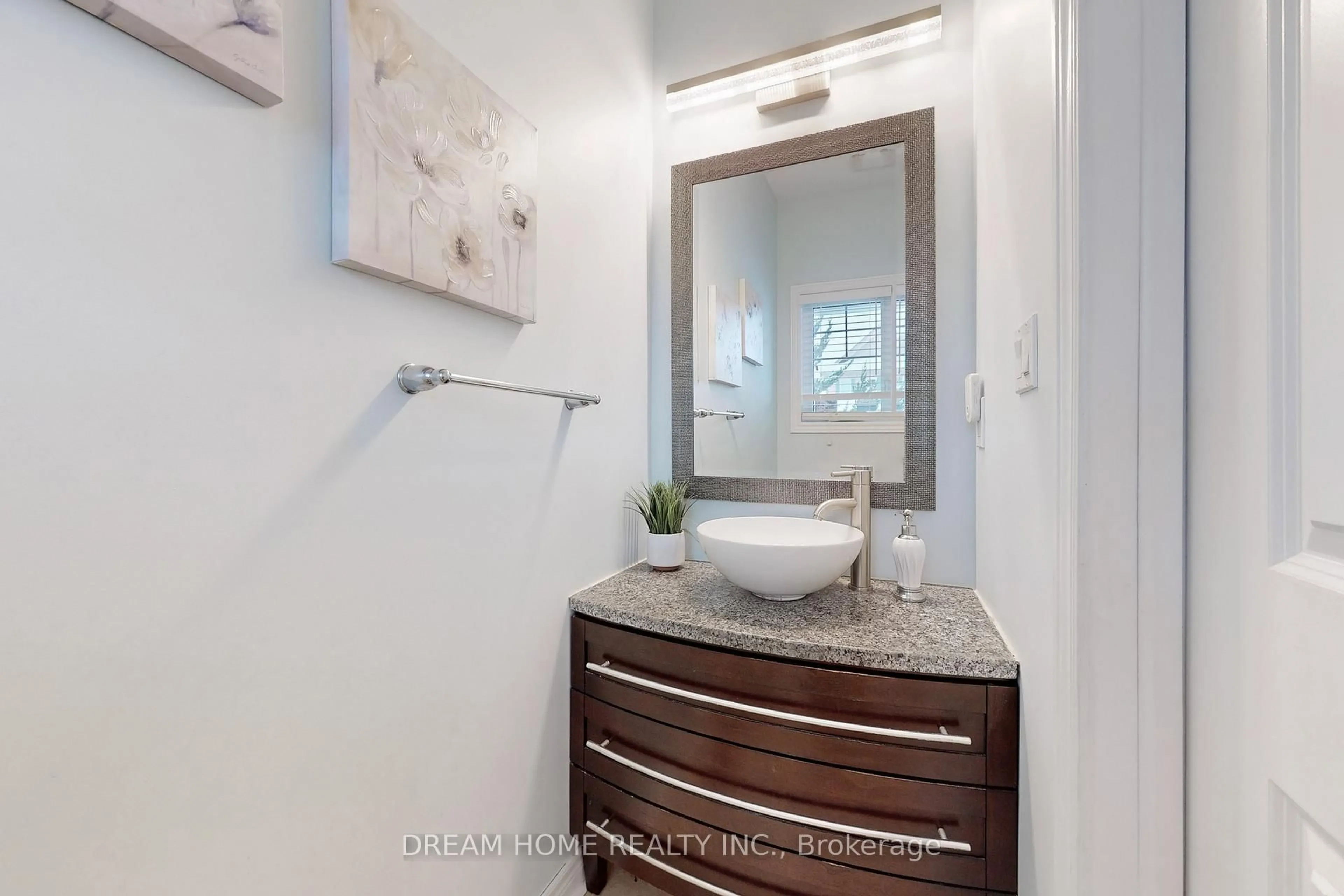 Contemporary bathroom, ceramic/tile floor for 63 Murray Tabb St, Clarington Ontario L1C 0P8