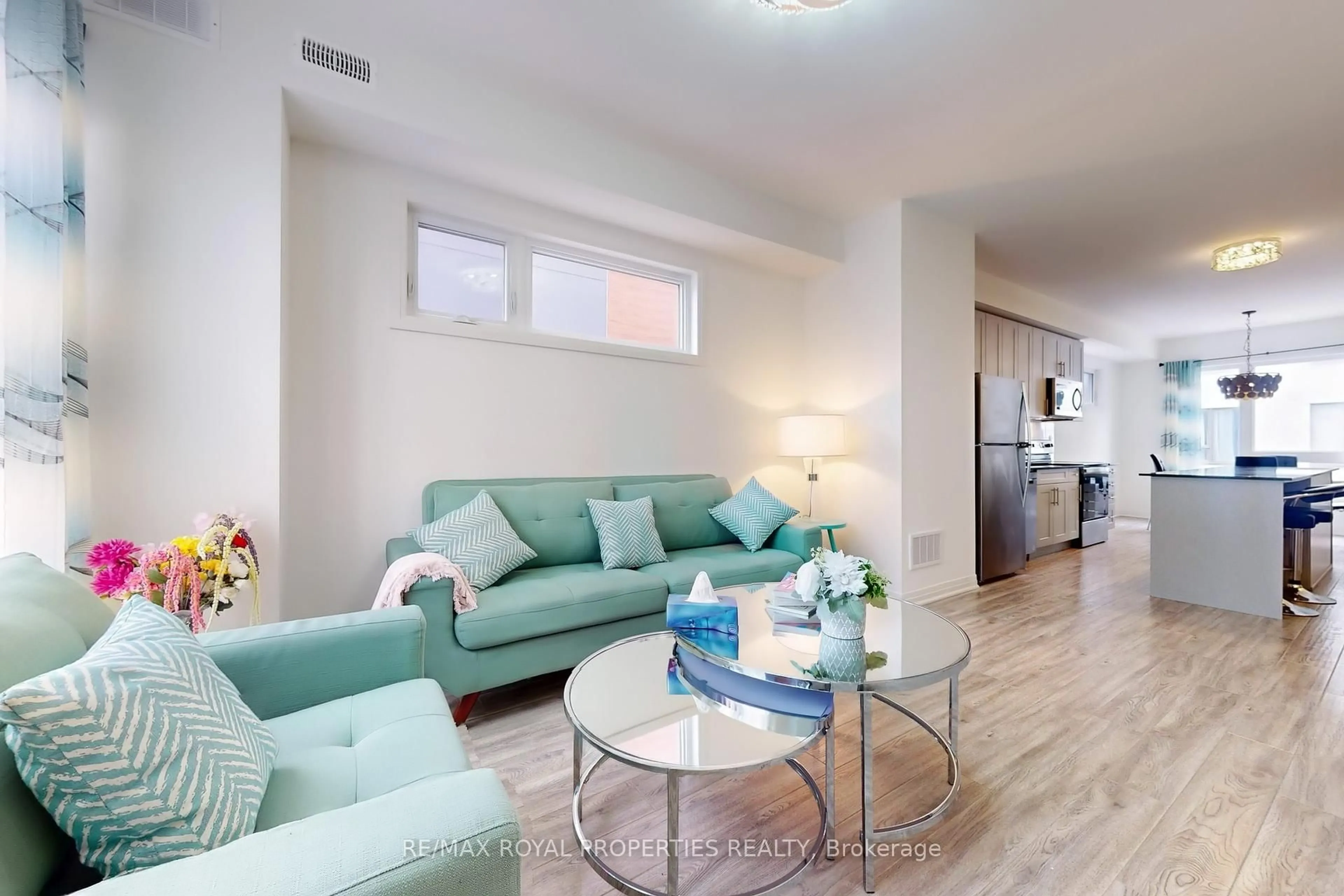 Living room with furniture, unknown for 1650 Pleasure Valley Path, Oshawa Ontario L1G 0E3
