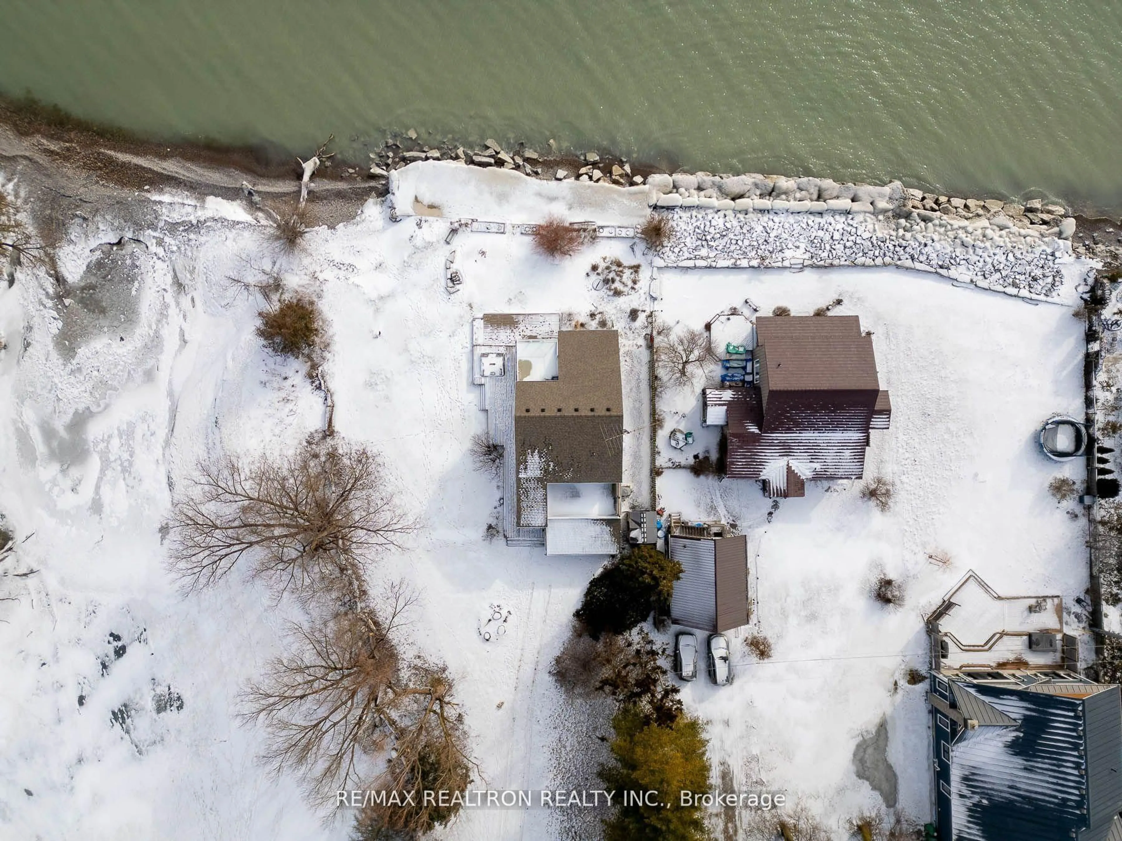 A pic from outside/outdoor area/front of a property/back of a property/a pic from drone, water/lake/river/ocean view for 151 Cedar Crest Beach Rd, Clarington Ontario L1C 5R2