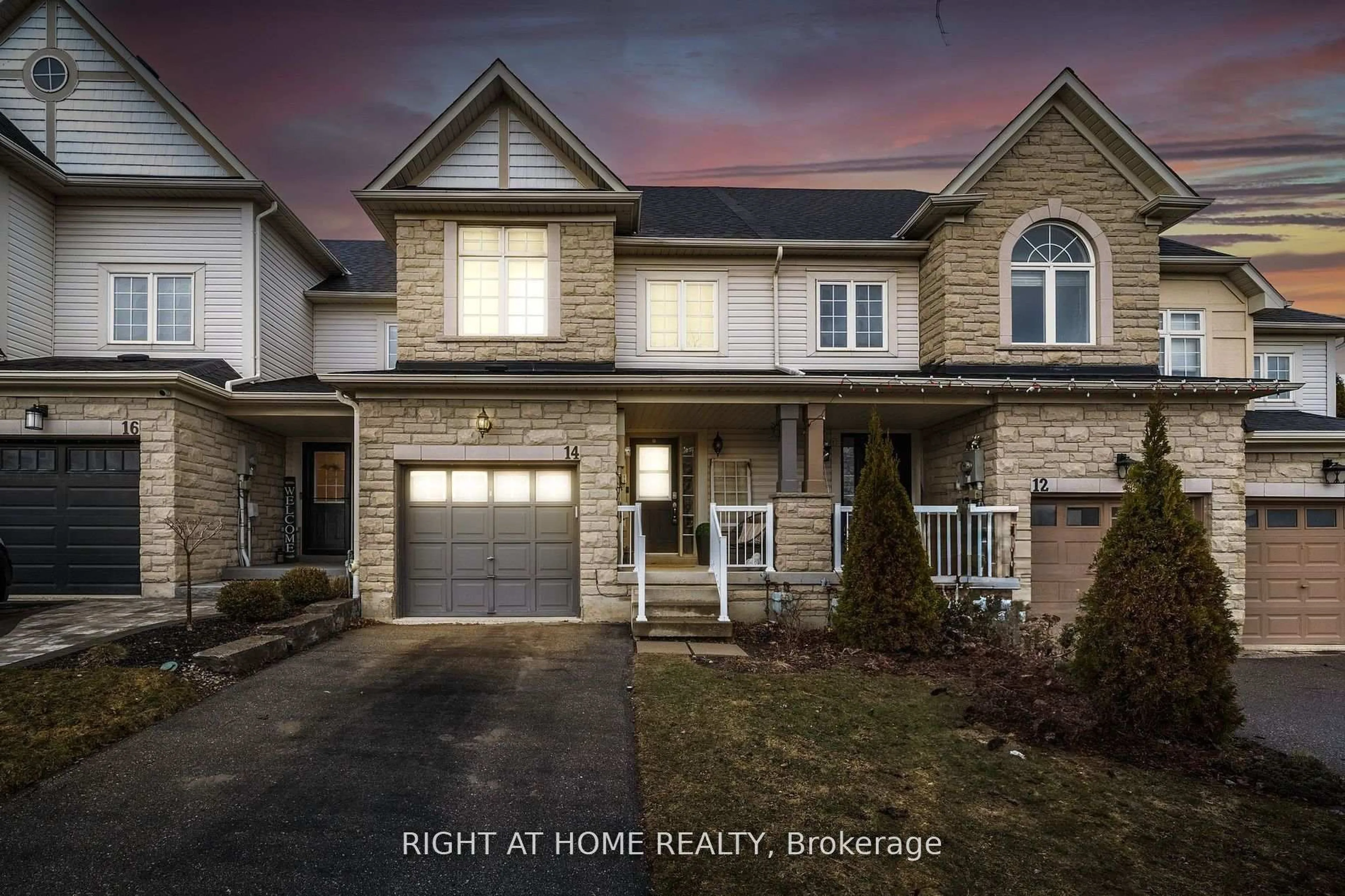 Home with brick exterior material, street for 14 Dodds Sq, Clarington Ontario L1C 5N1