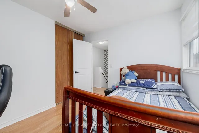 Additional property image - 77 Warwick Castle Crt