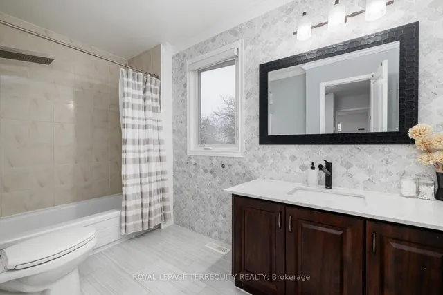 Additional property image - 77 Warwick Castle Crt