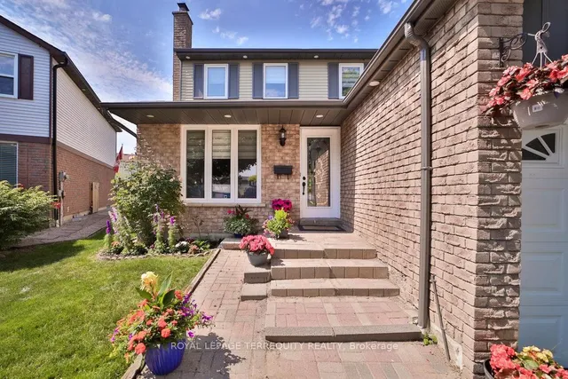 Additional property image - 77 Warwick Castle Crt