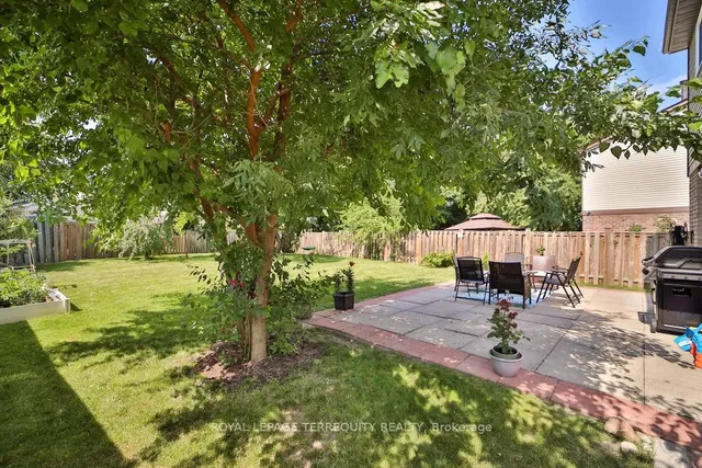 Additional property image - 77 Warwick Castle Crt