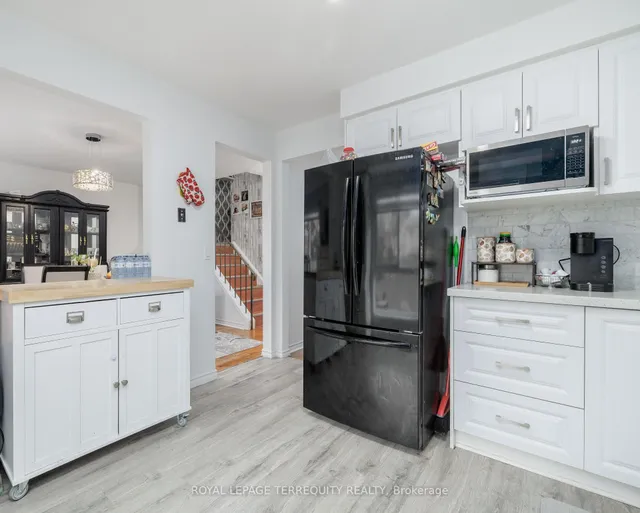 Additional property image - 77 Warwick Castle Crt