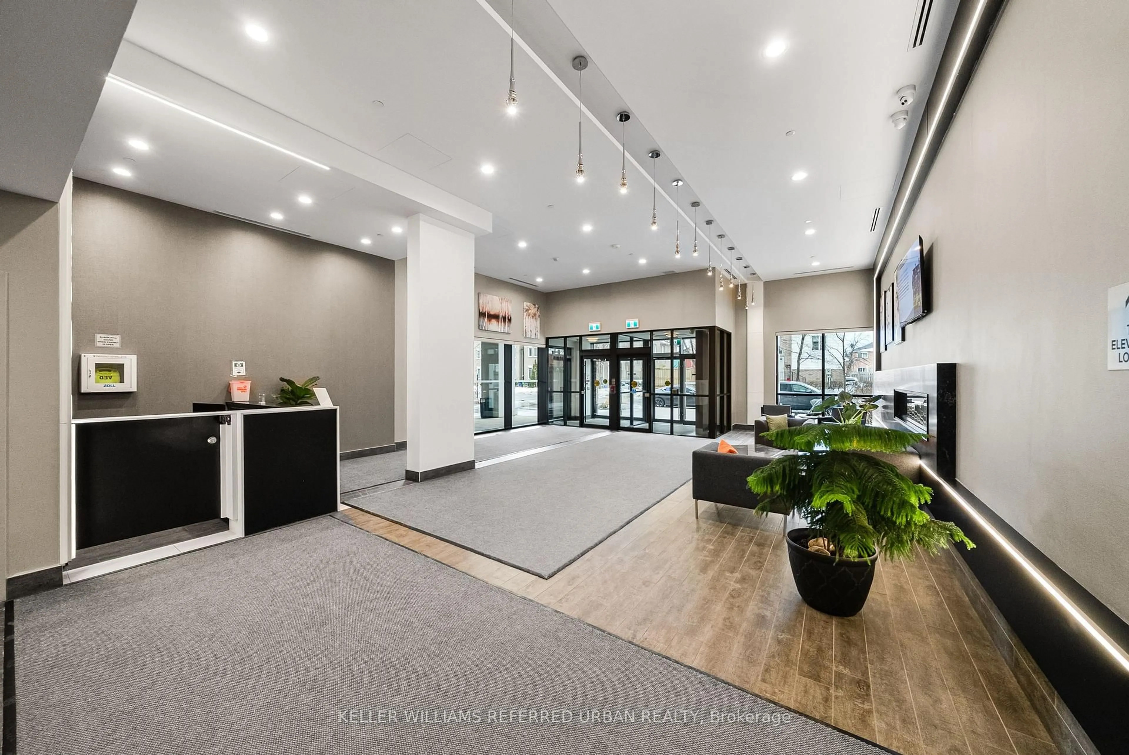 Indoor foyer for 8 Trent Ave #315, Toronto Ontario M4C 0A6