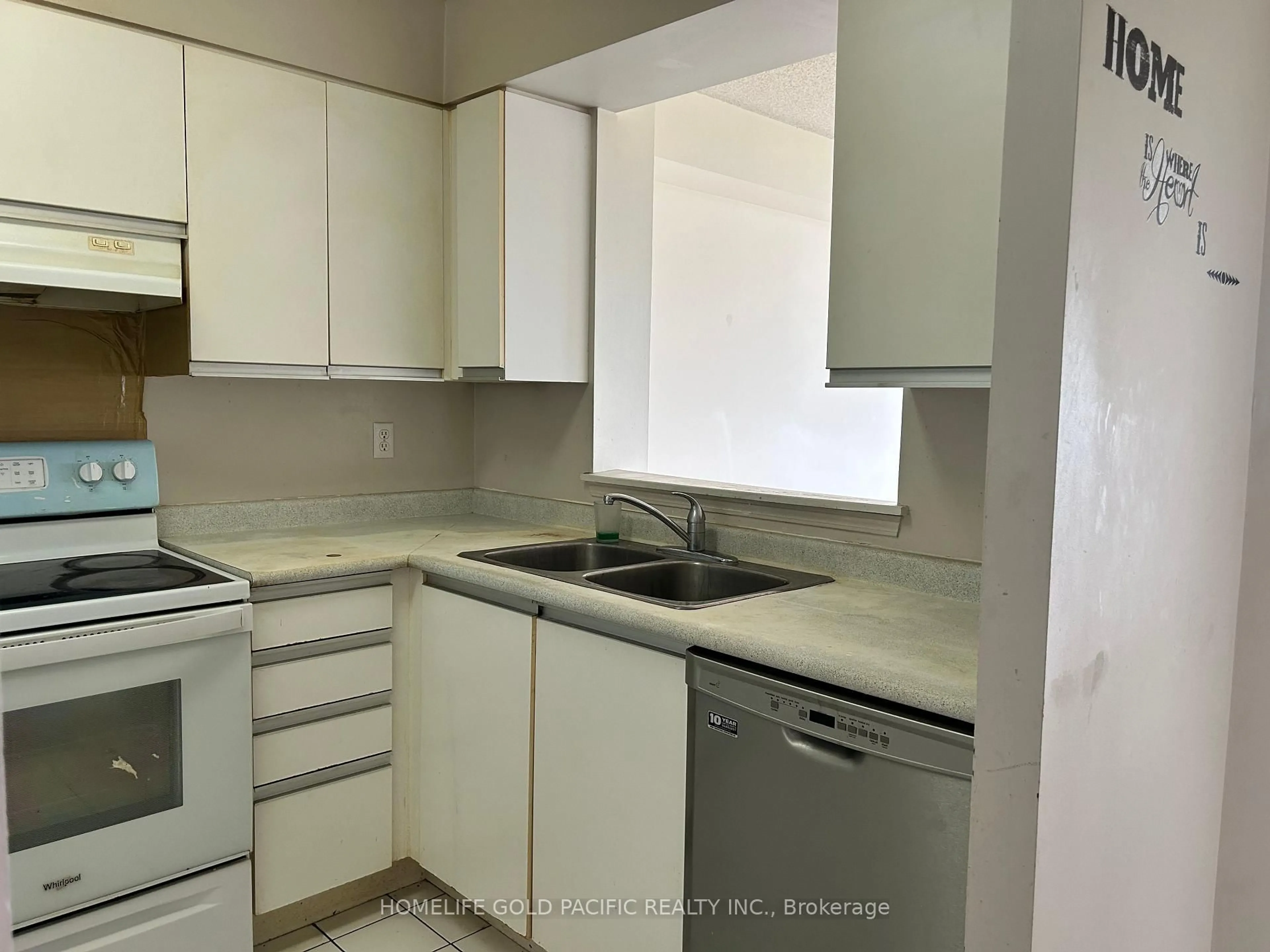 Standard kitchen, unknown for 480 McLevin Ave #504, Toronto Ontario M1B 5N9