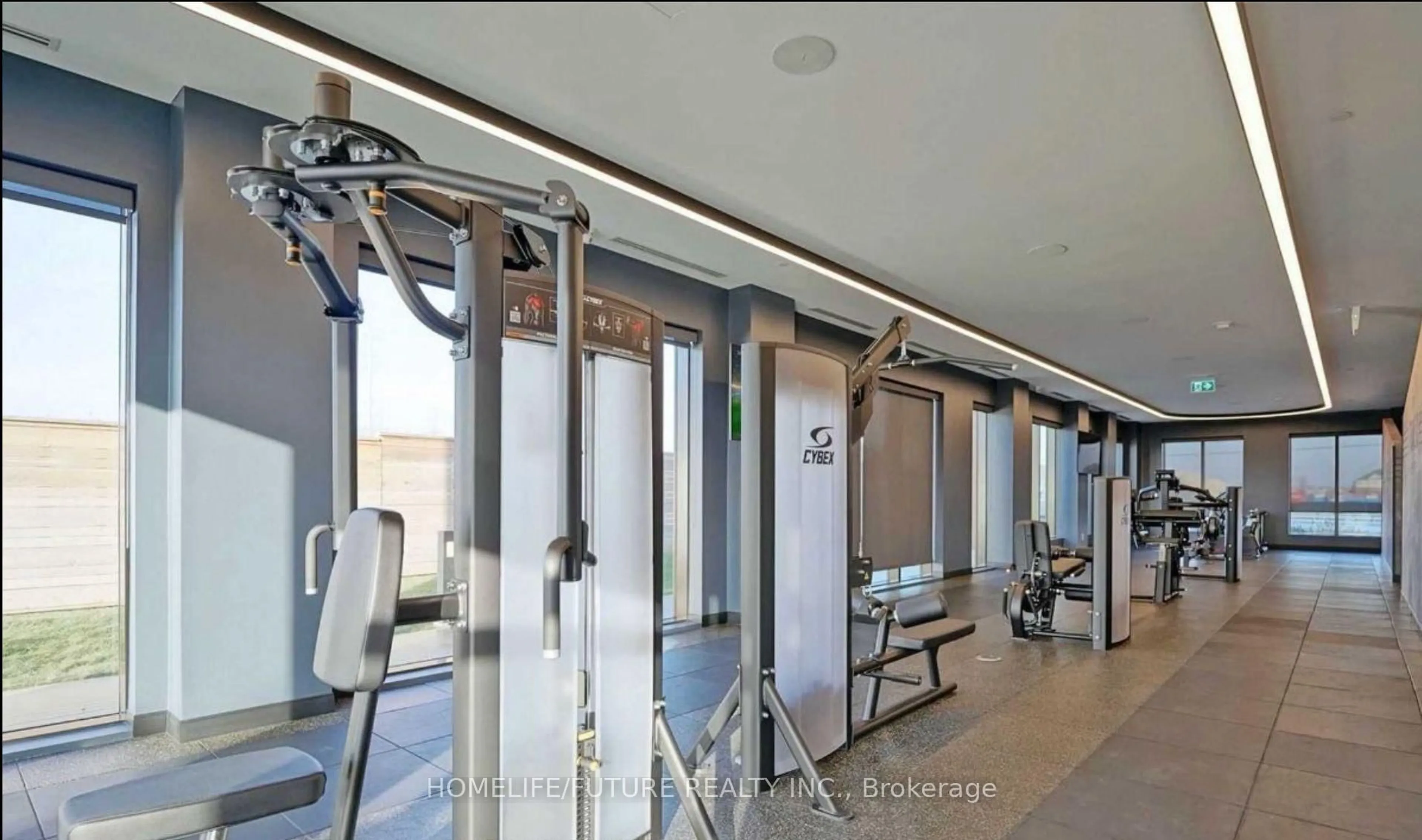 Indoor foyer for 2550 Simcoe St #519, Oshawa Ontario L1L 0R5