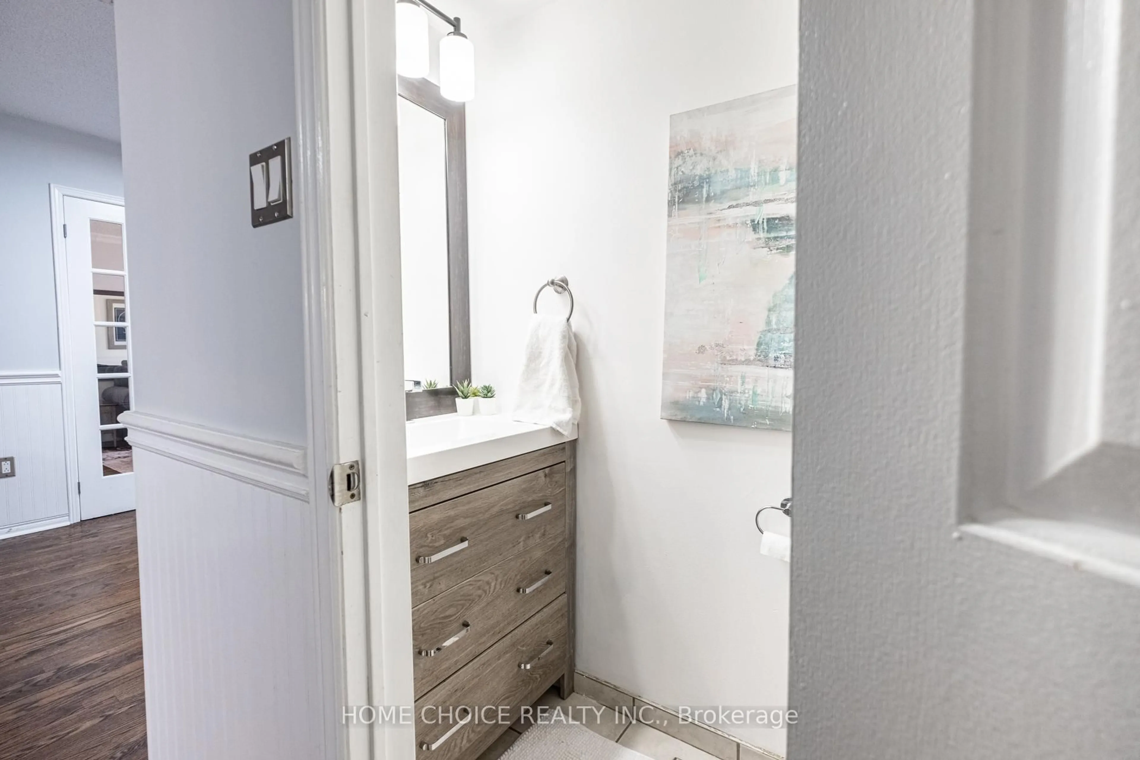Unknown for 27 Doncaster Cres, Clarington Ontario L1B 1E8