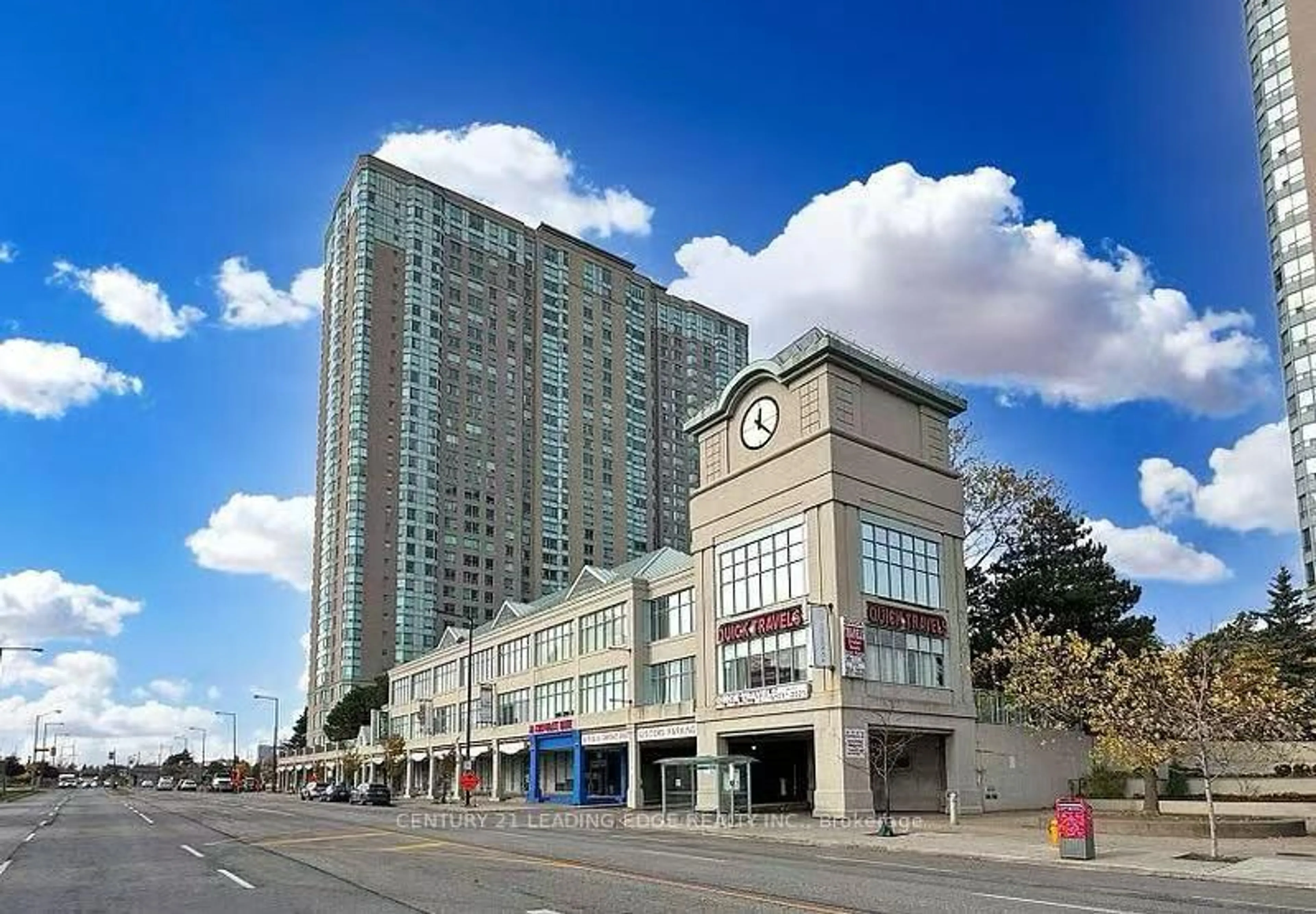 Indoor foyer for 68 Corporate Dr #1723, Toronto Ontario M1H 3H3