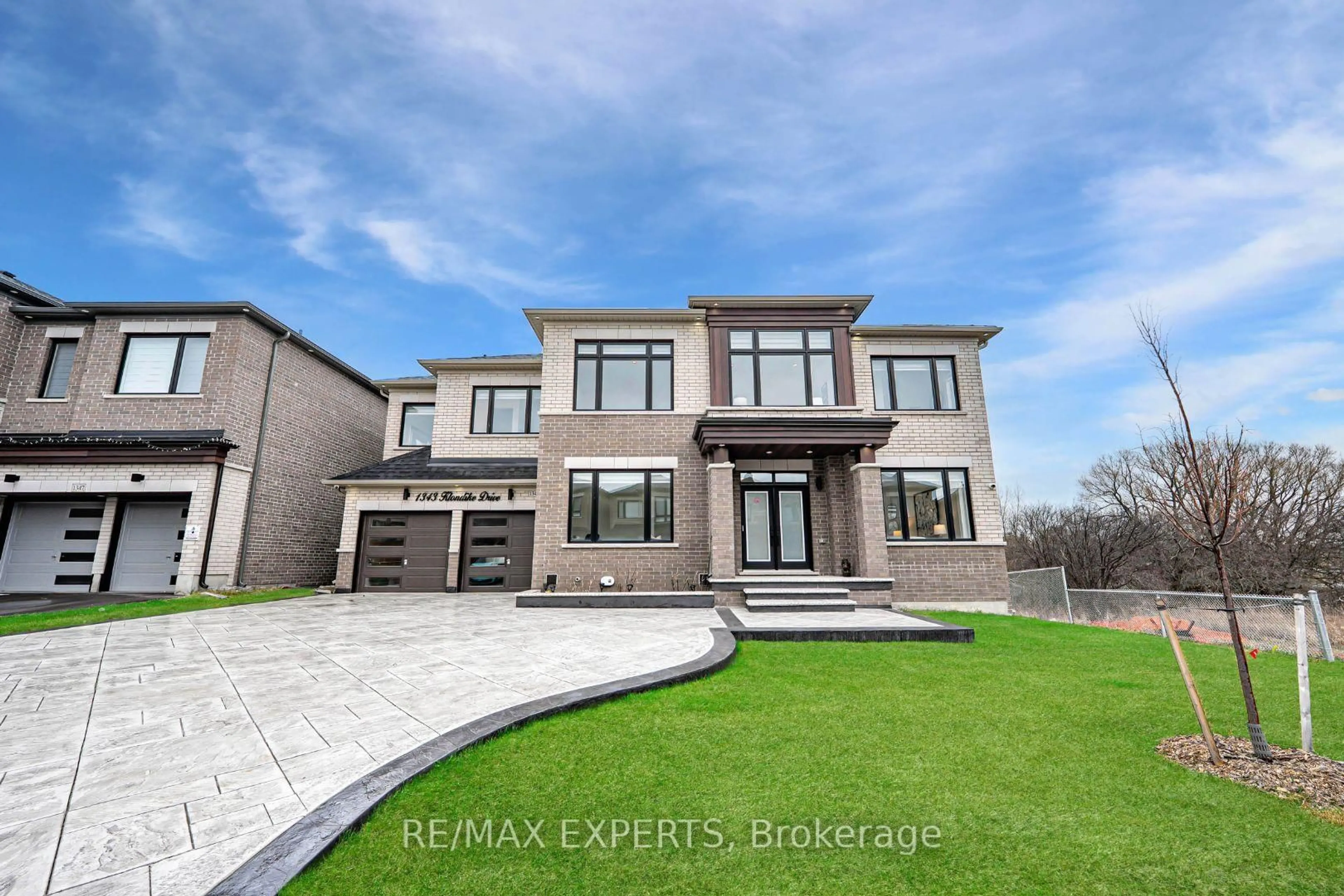 Home with brick exterior material, street for 1343 Klondike Crt, Oshawa Ontario L1L 0T1