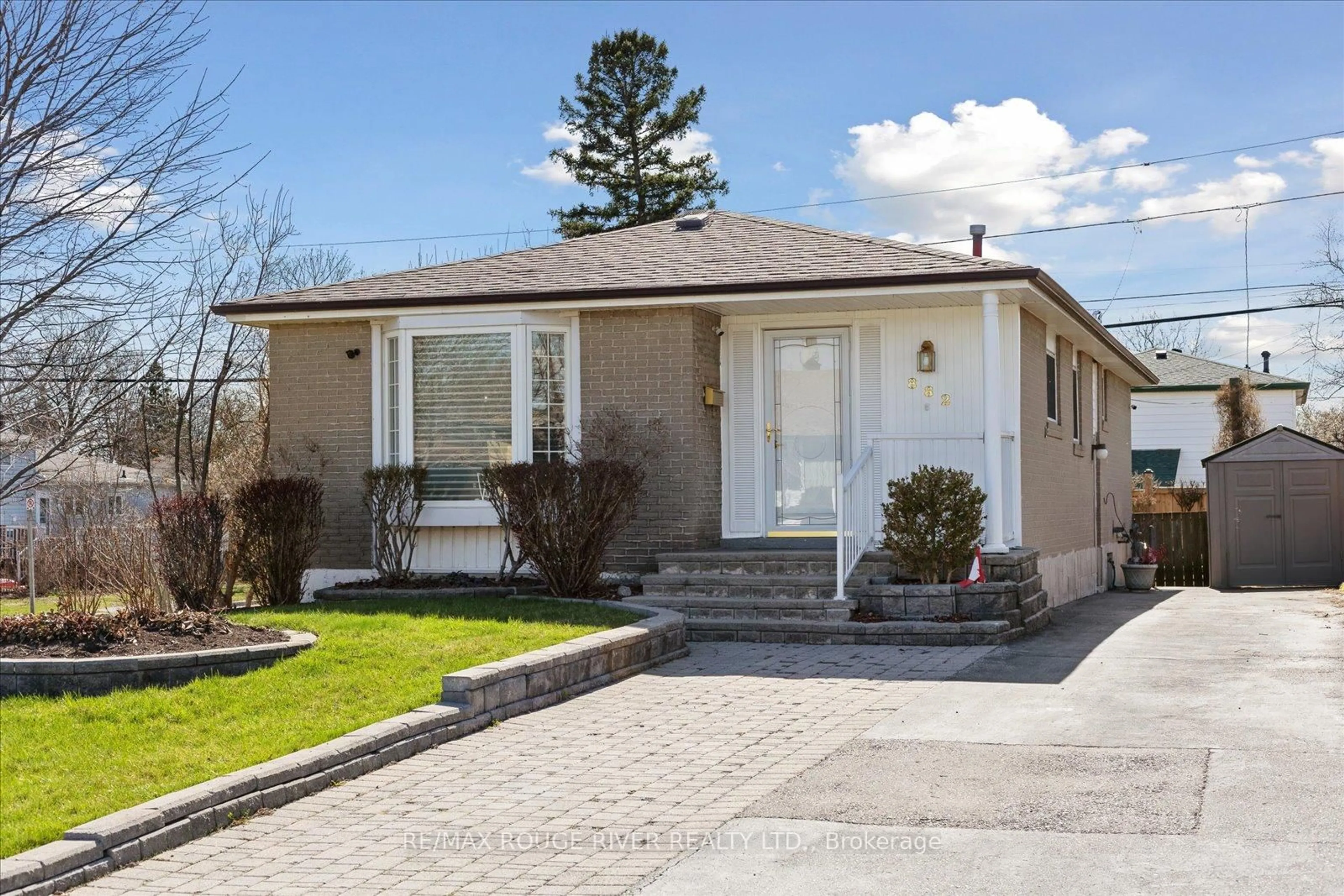 Home with brick exterior material, street for 882 Naroch Blvd, Pickering Ontario L1W 1T2
