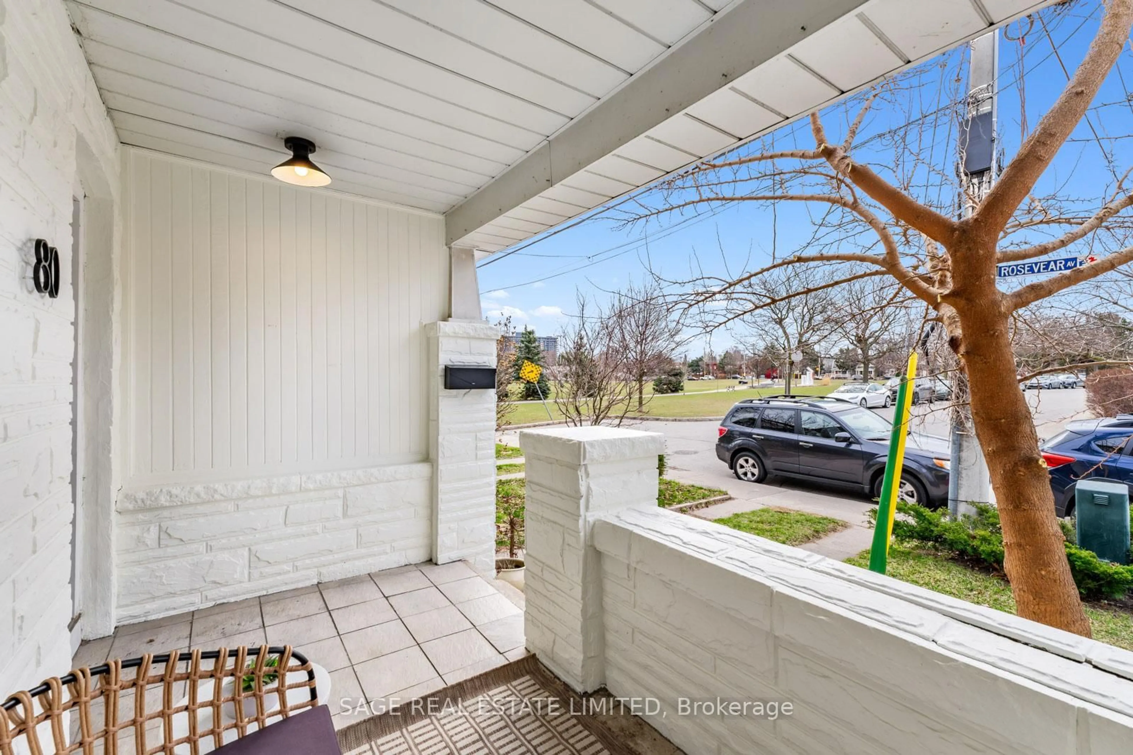 Indoor entryway for 80 Rosevear Ave, Toronto Ontario M4C 1Z4