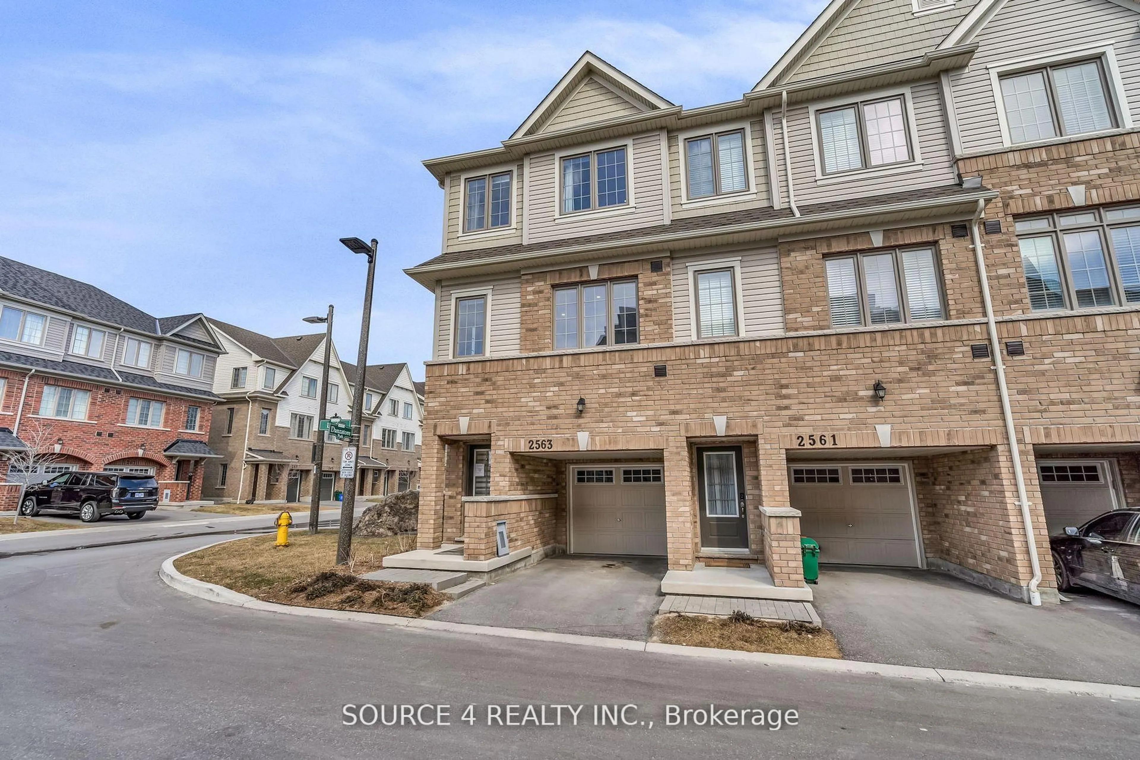 A pic from outside/outdoor area/front of a property/back of a property/a pic from drone, street for 2563 Larida Path #107, Oshawa Ontario L1L 0P9