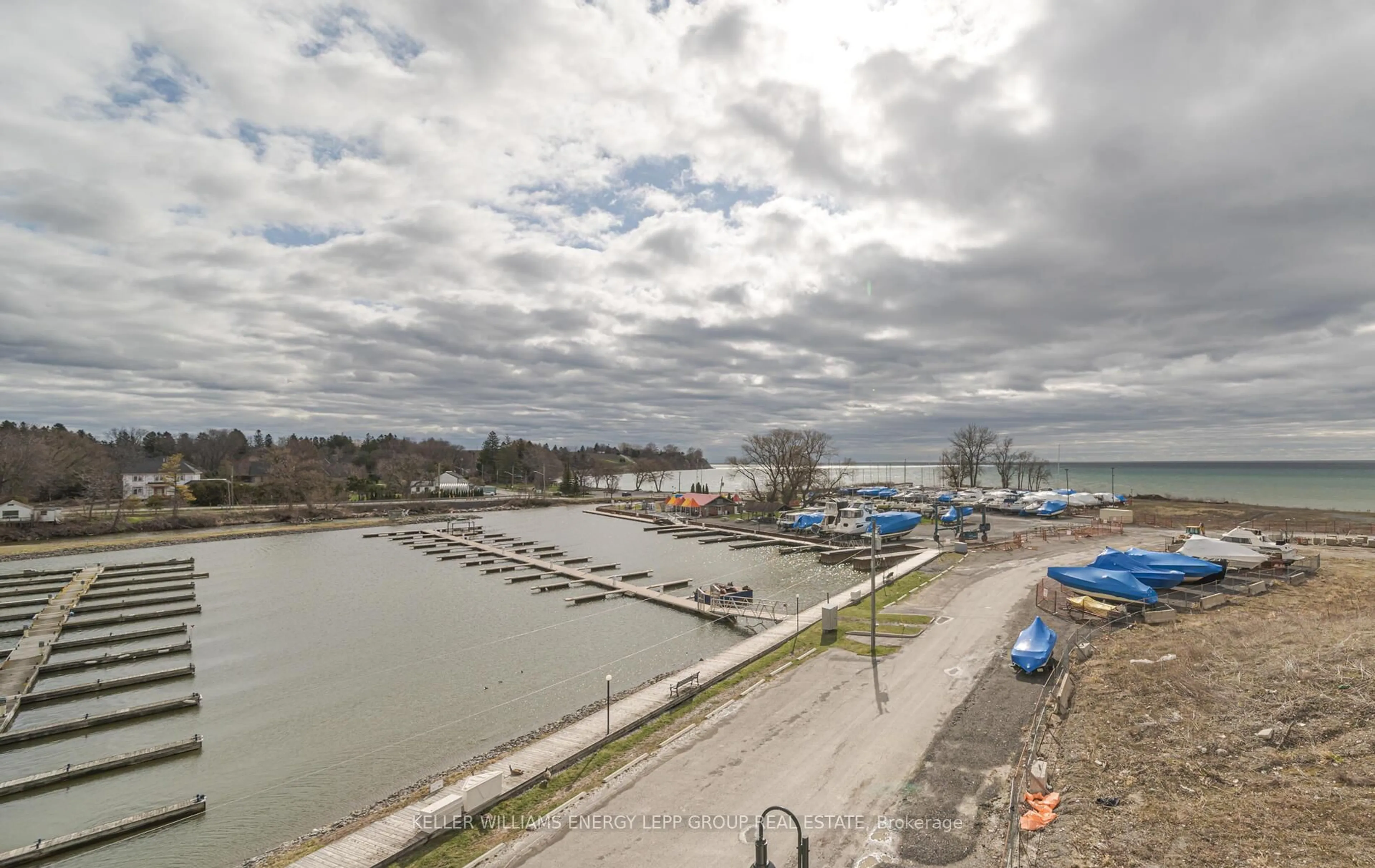 Blurry image for 70 Shipway Ave #312, Clarington Ontario L1B 0V7