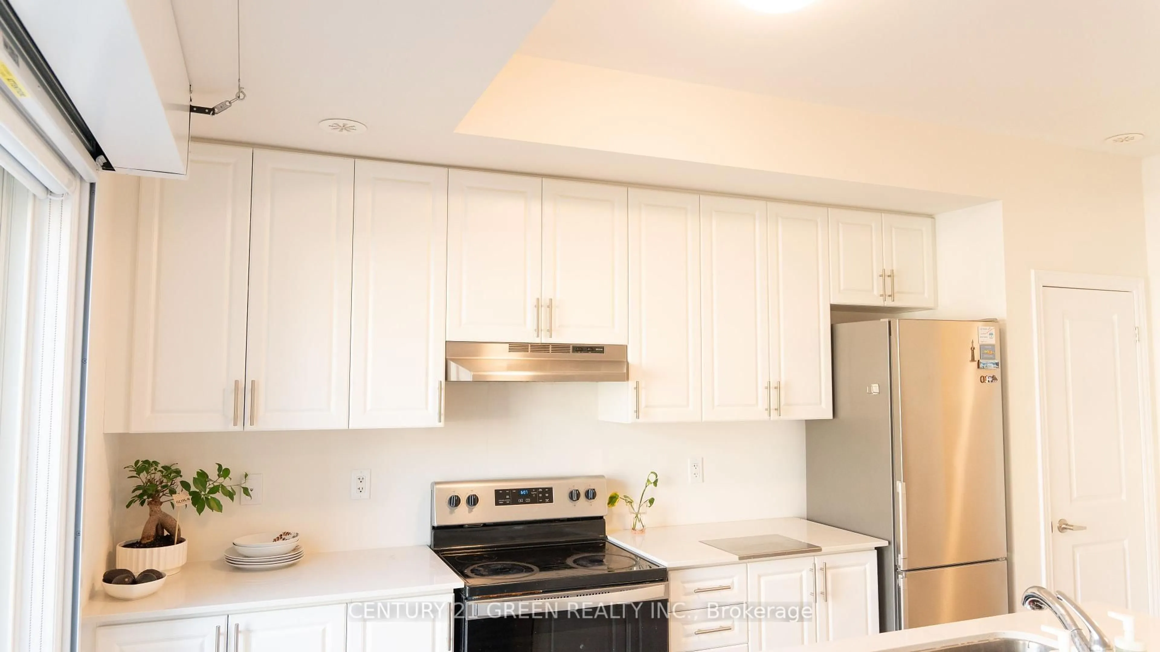 Standard kitchen, unknown for 480 Beresford Path #8, Oshawa Ontario L1H 0B2