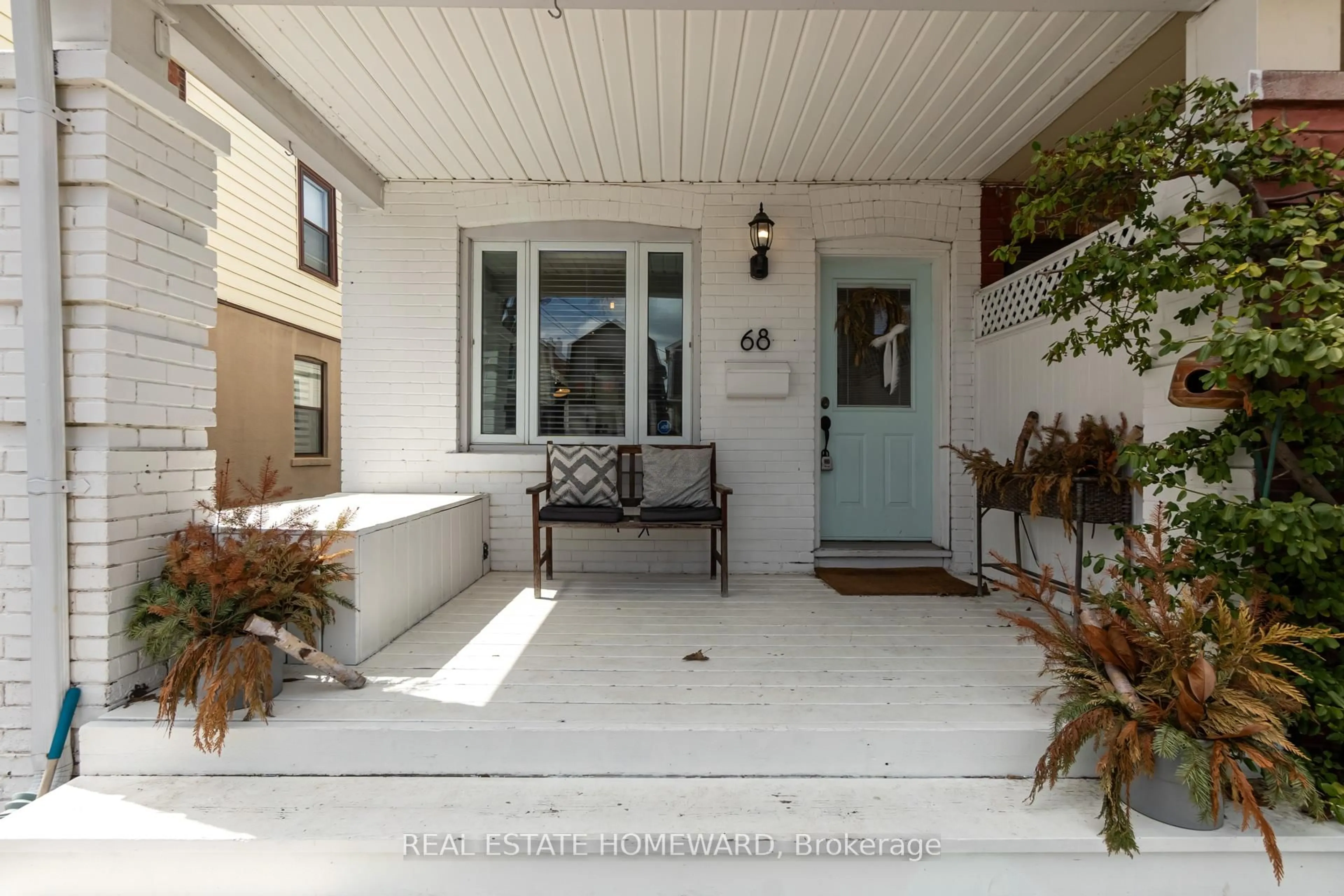 Patio, street for 68 Wayland Ave, Toronto Ontario M4E 3C9