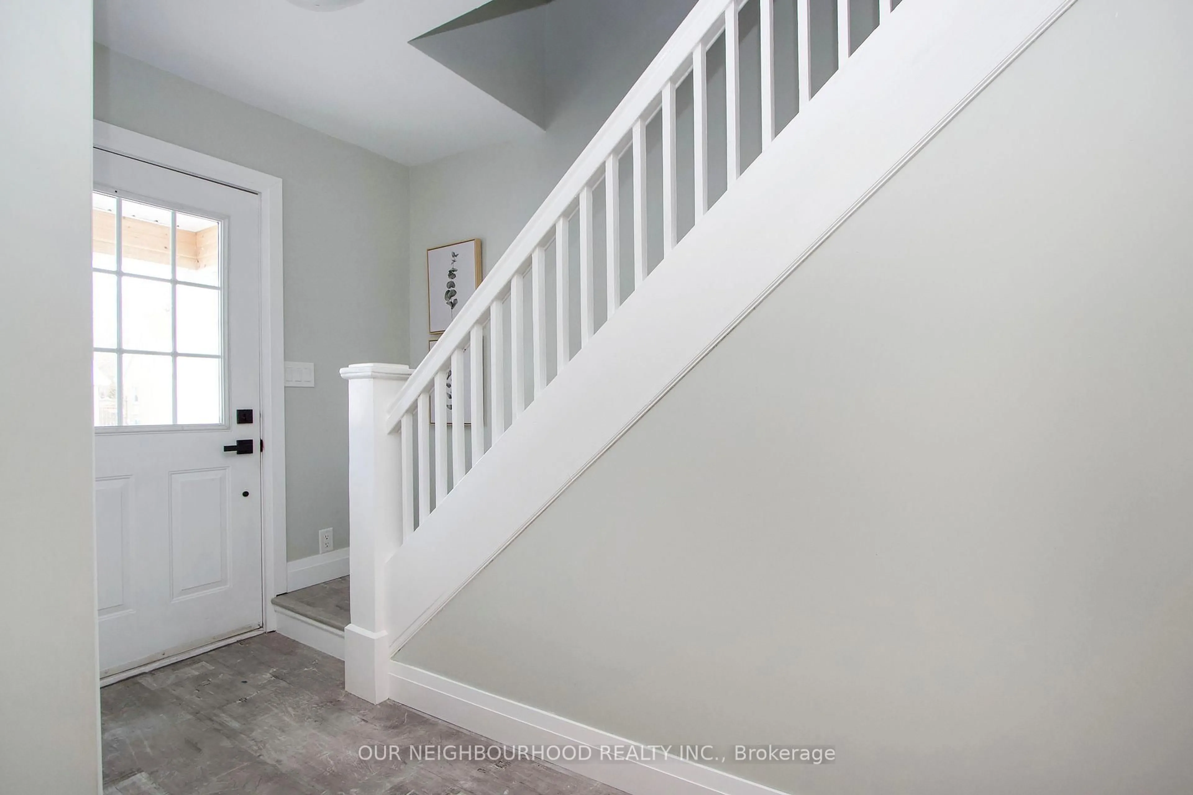 Stairs for 251 John St, Oshawa Ontario L1J 2B5