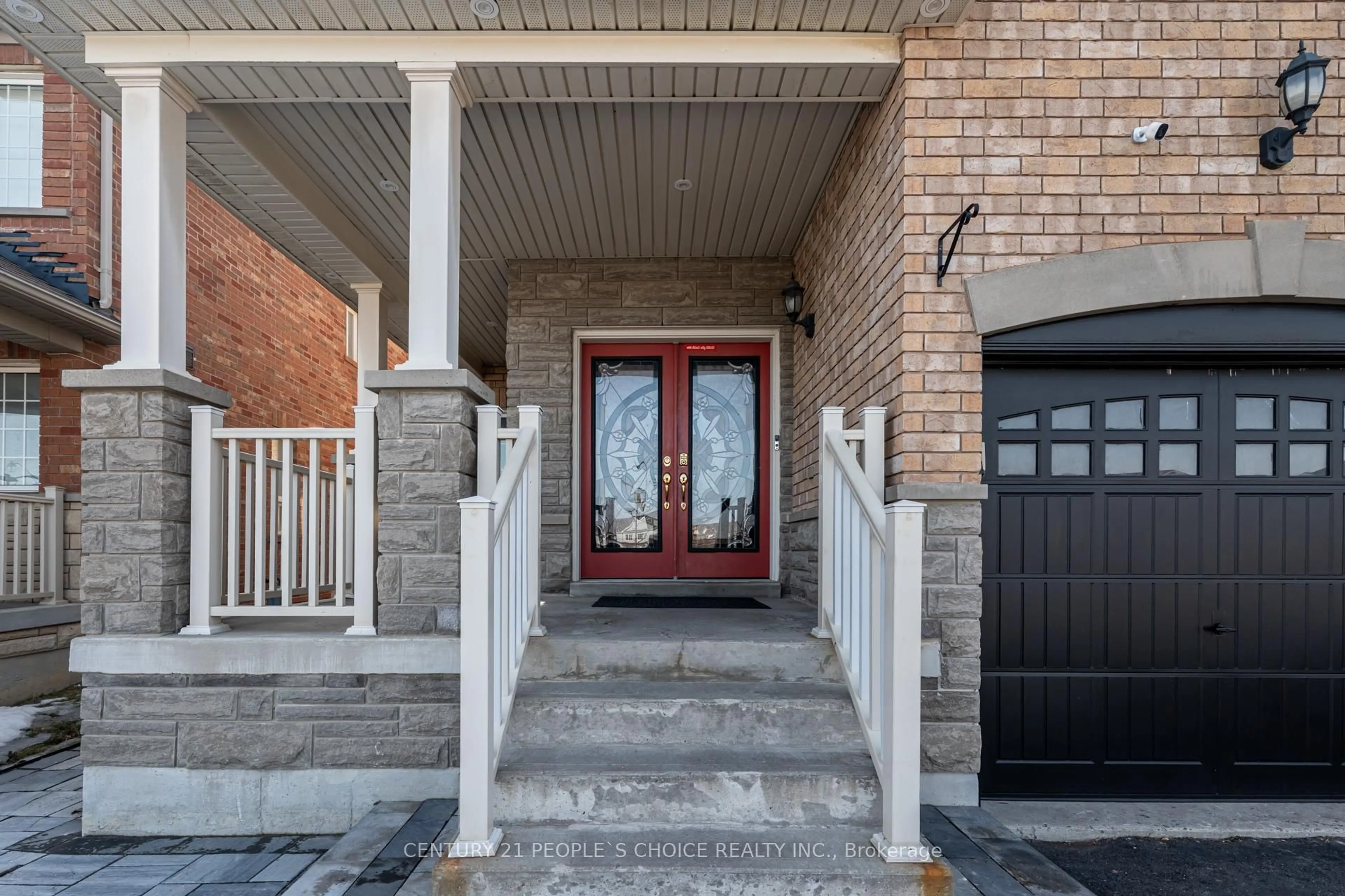 Indoor entryway for 1067 Coldstream Dr, Oshawa Ontario L1K 0J6