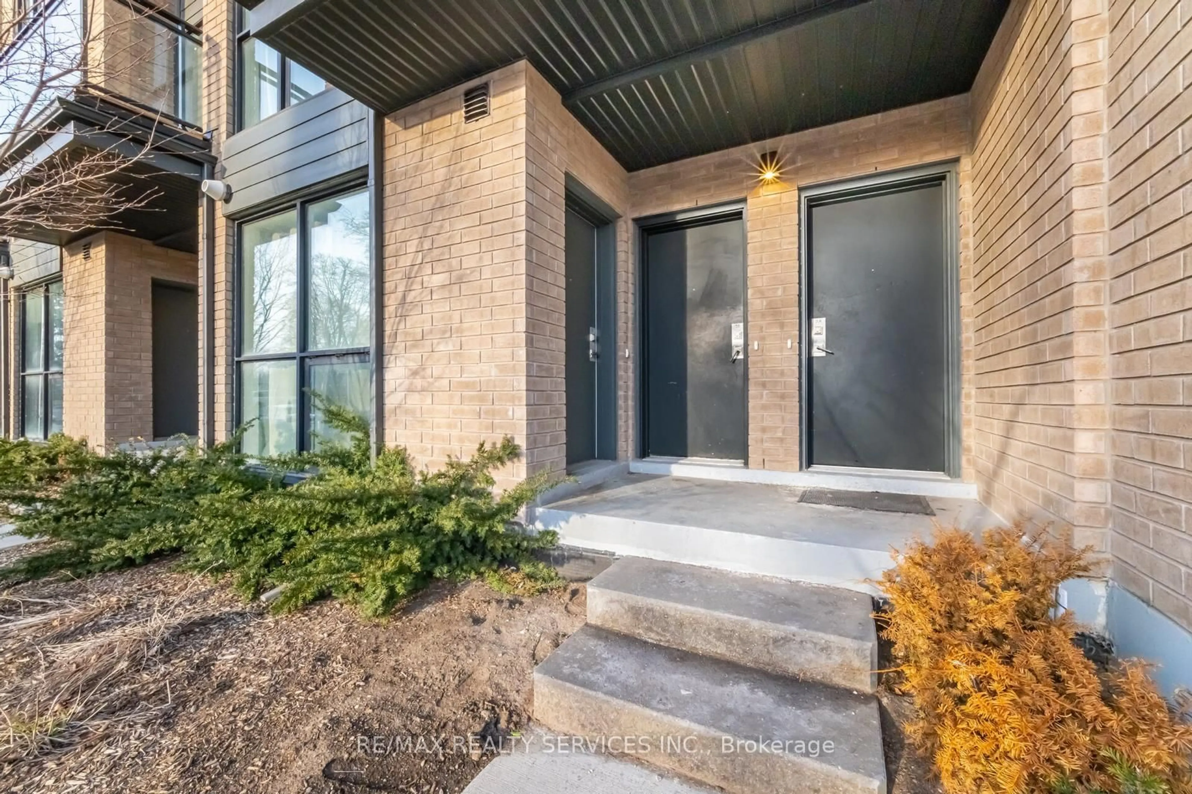 Indoor entryway for C-3 Falaise Rd, Toronto Ontario M1E 0C5
