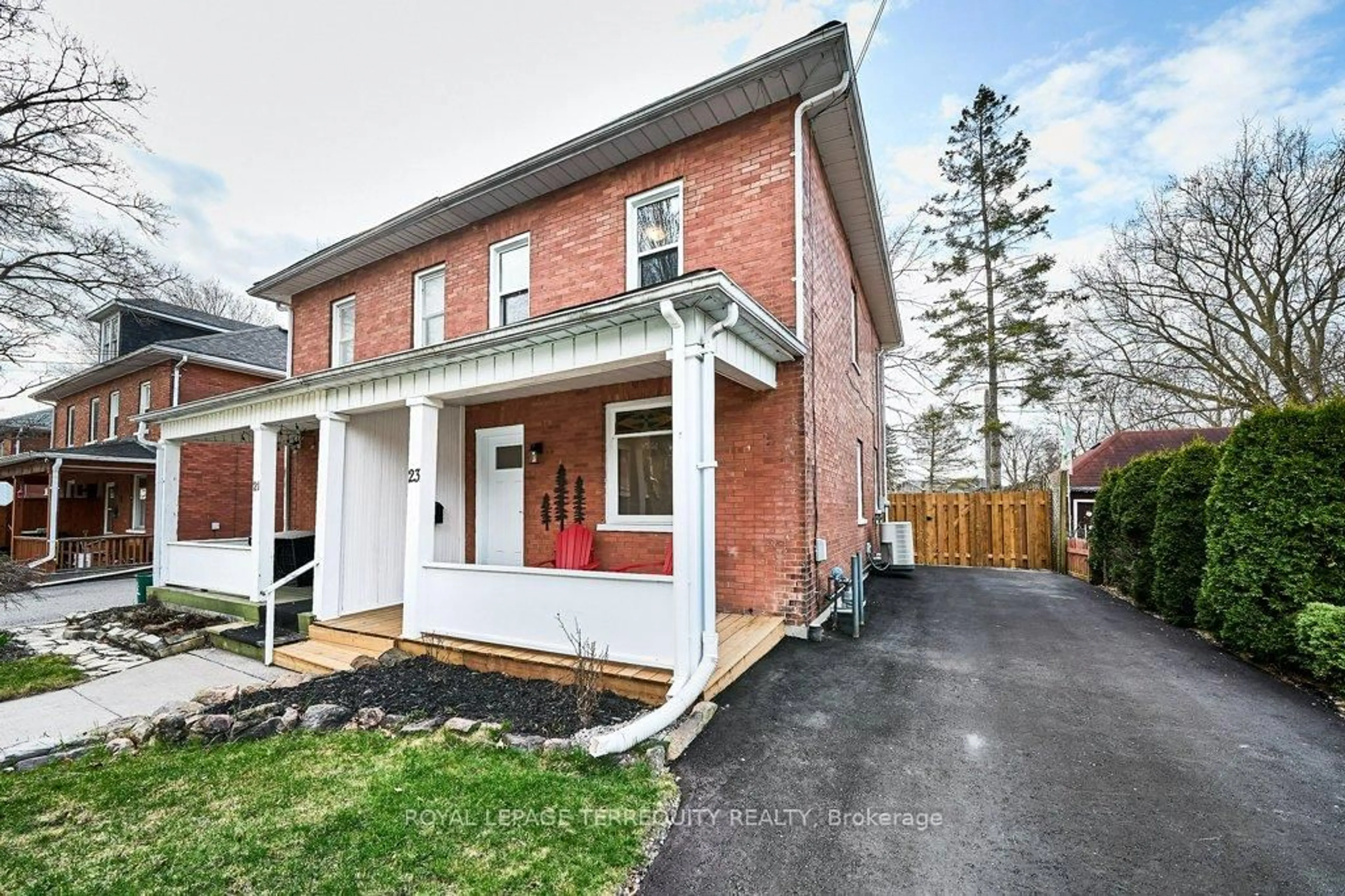 Home with brick exterior material, street for 23 Carlisle Ave, Clarington Ontario L1C 1W4