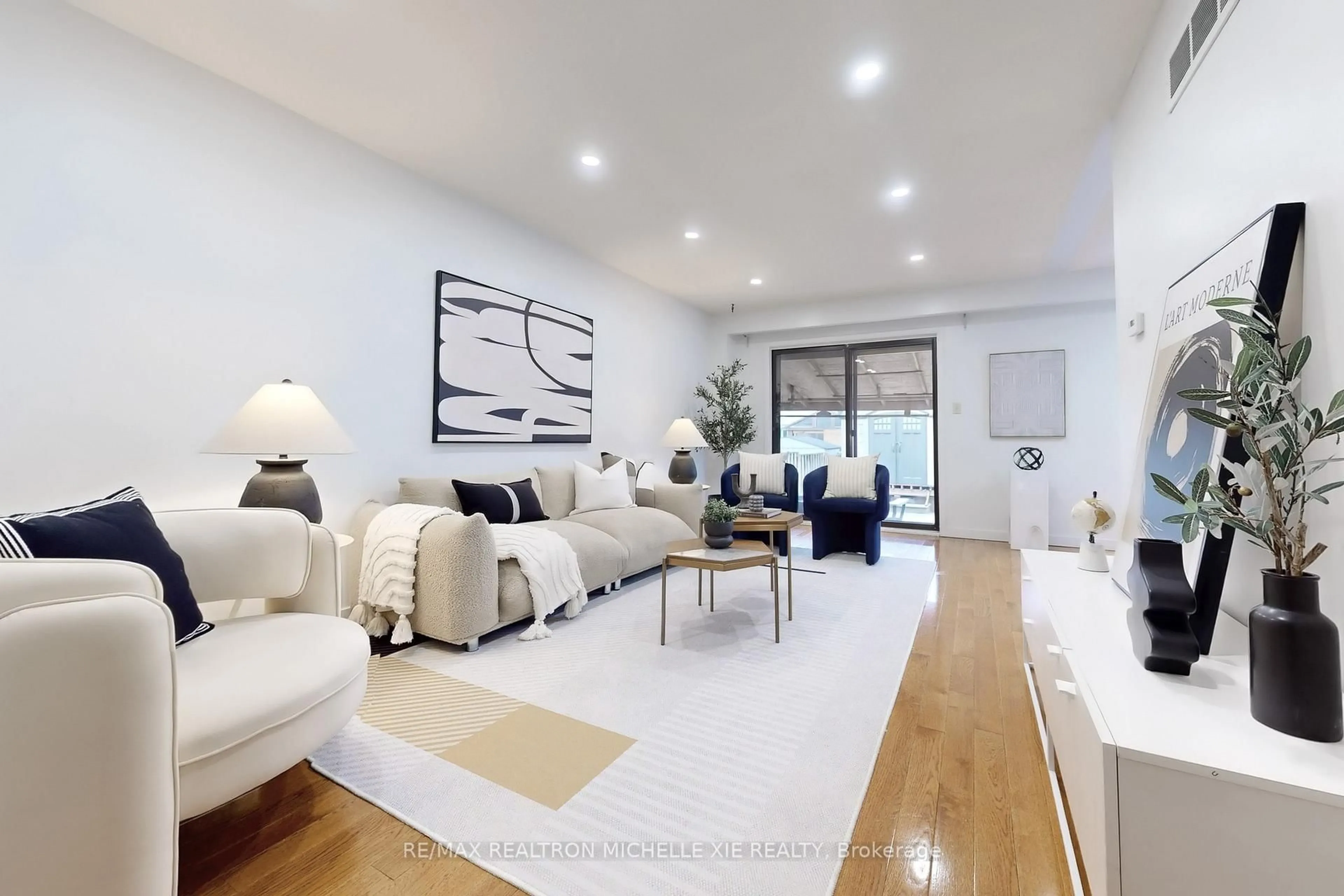Living room with furniture, unknown for 85 Roughfield Cres, Toronto Ontario M1S 4K3