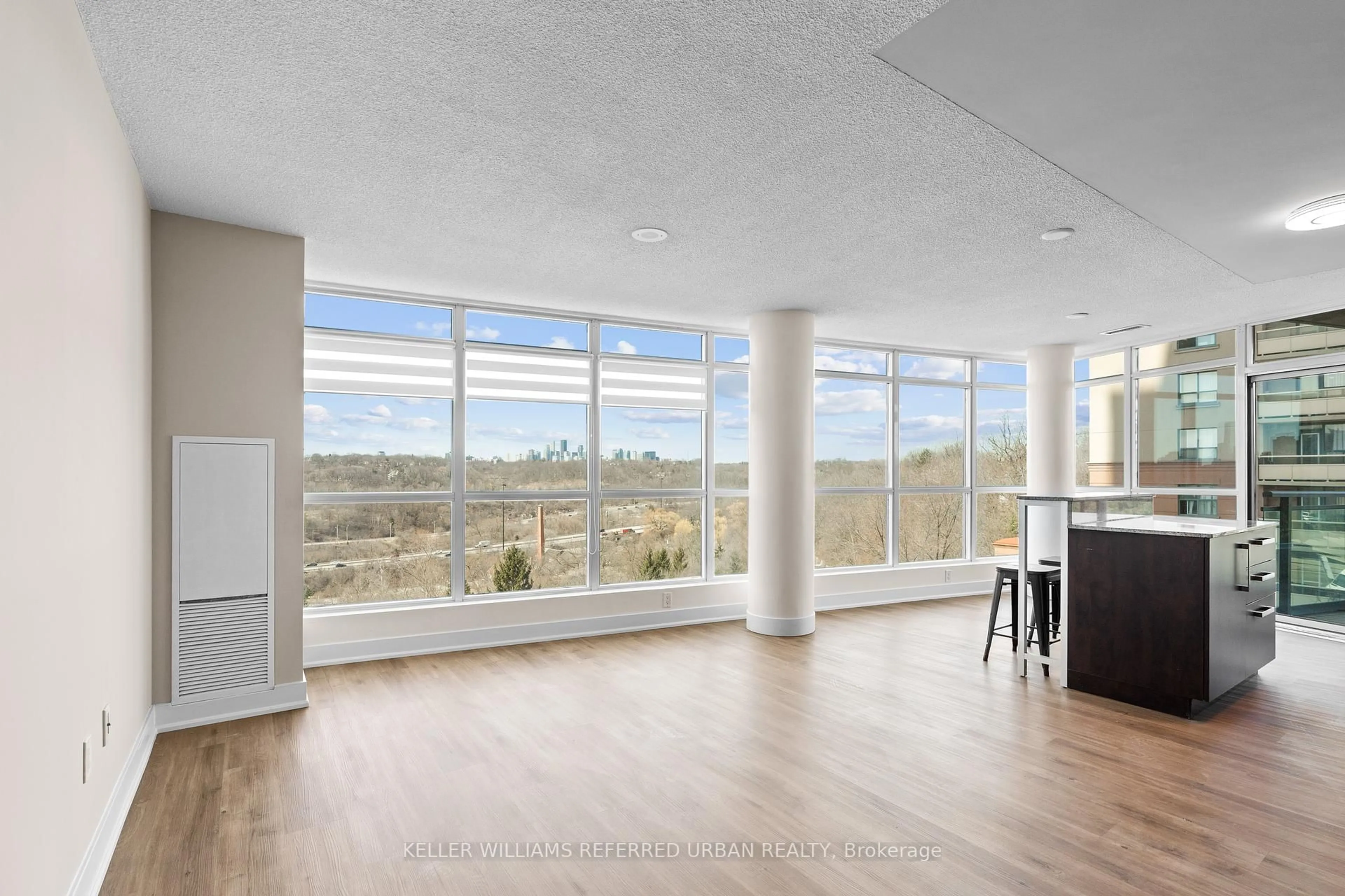 Unknown for 1048 Broadview Ave #308, Toronto Ontario M4K 2B8