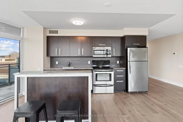 Additional image 7 of 1048 Broadview Ave Unit 308