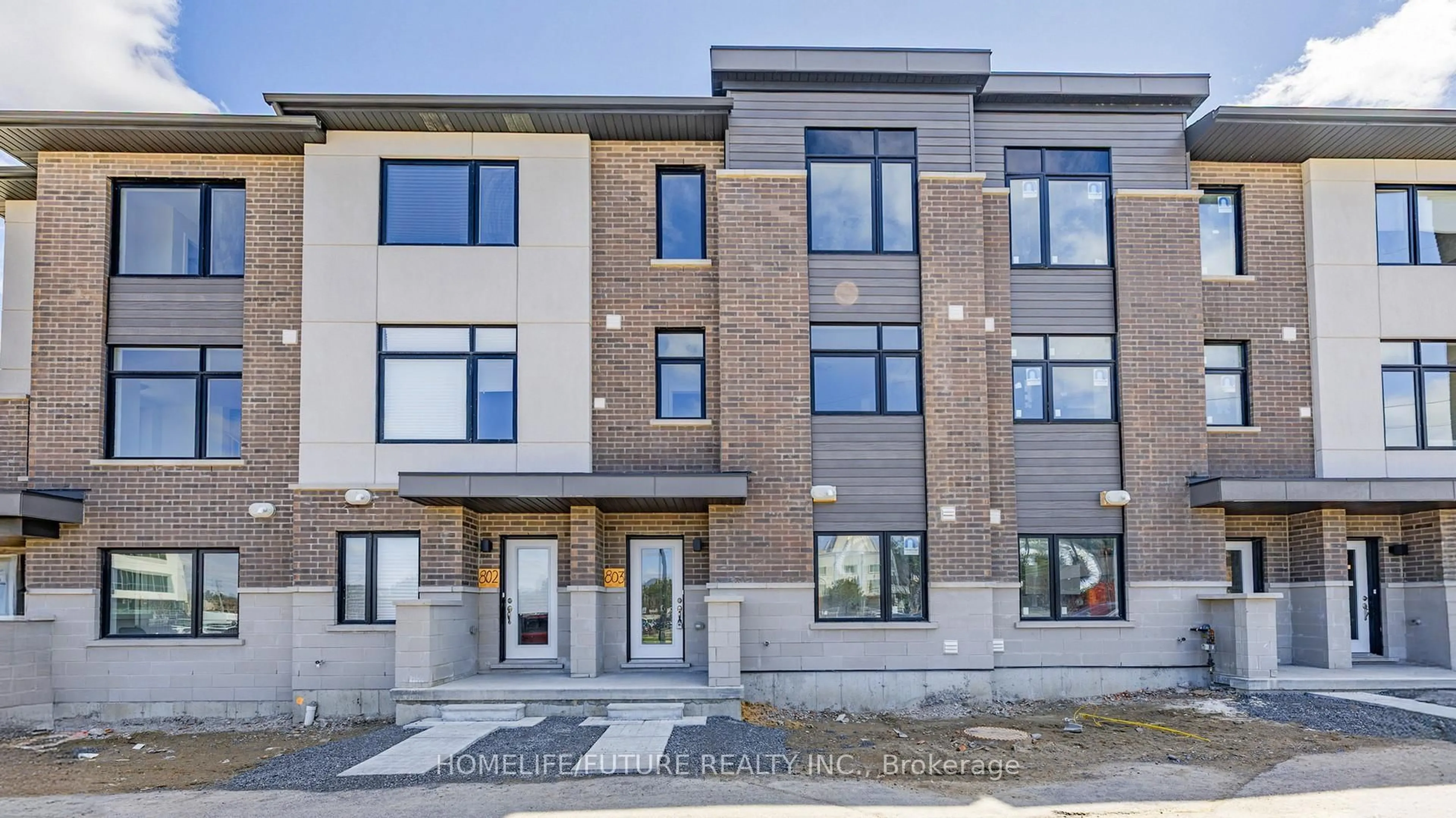 Home with brick exterior material, building for 1695 Dersan St #807, Pickering Ontario L1X 0S9