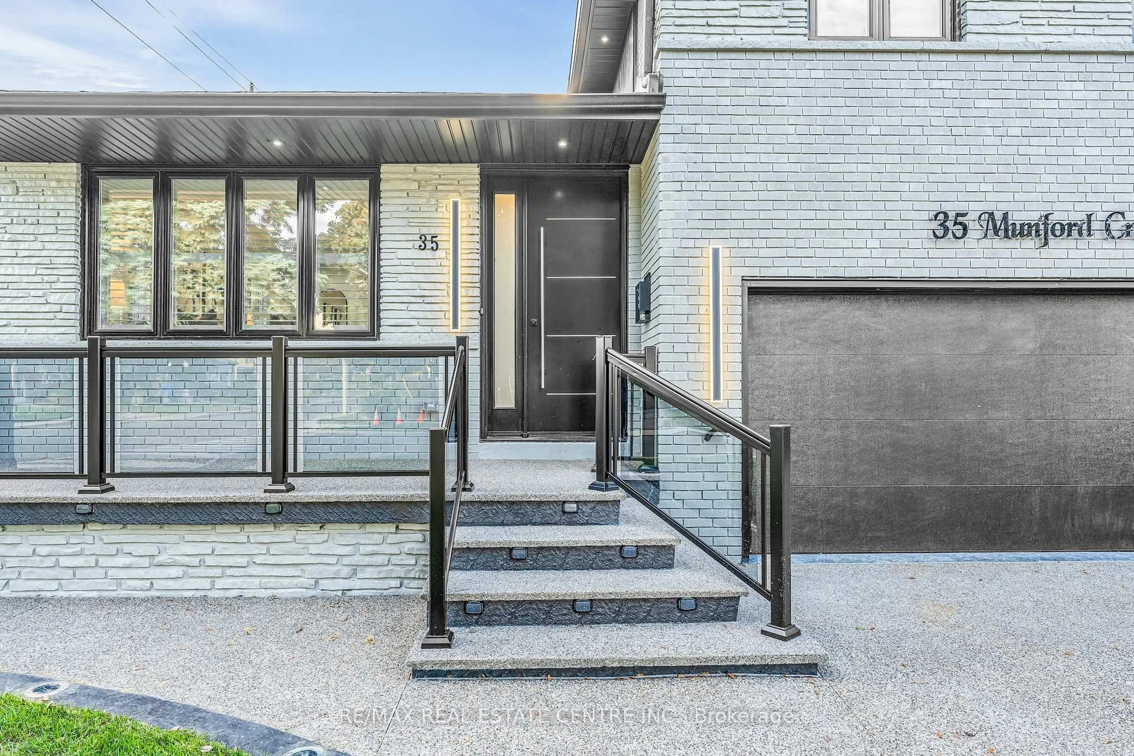 Home with brick exterior material, street for 35 Munford Cres, Toronto Ontario M4B 1B9