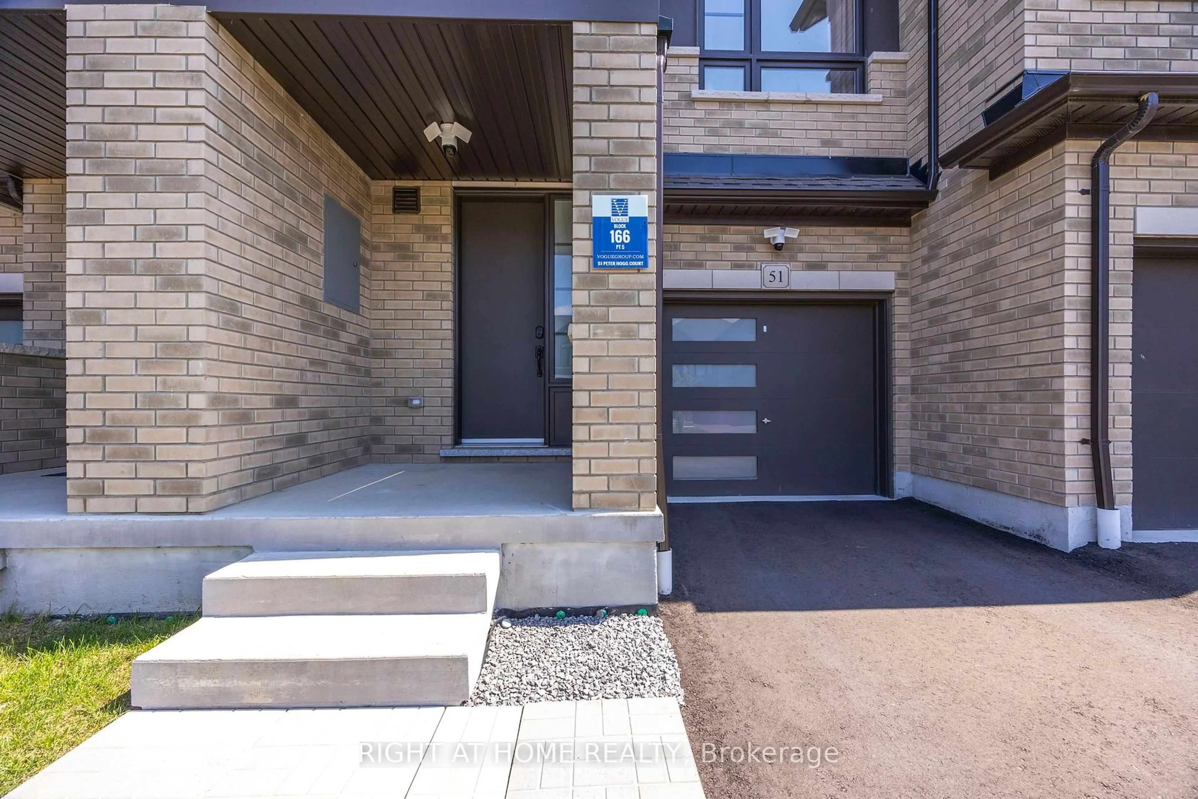 Home with brick exterior material, street for 51 Peter Hogg Crt, Whitby Ontario L1P 0N2