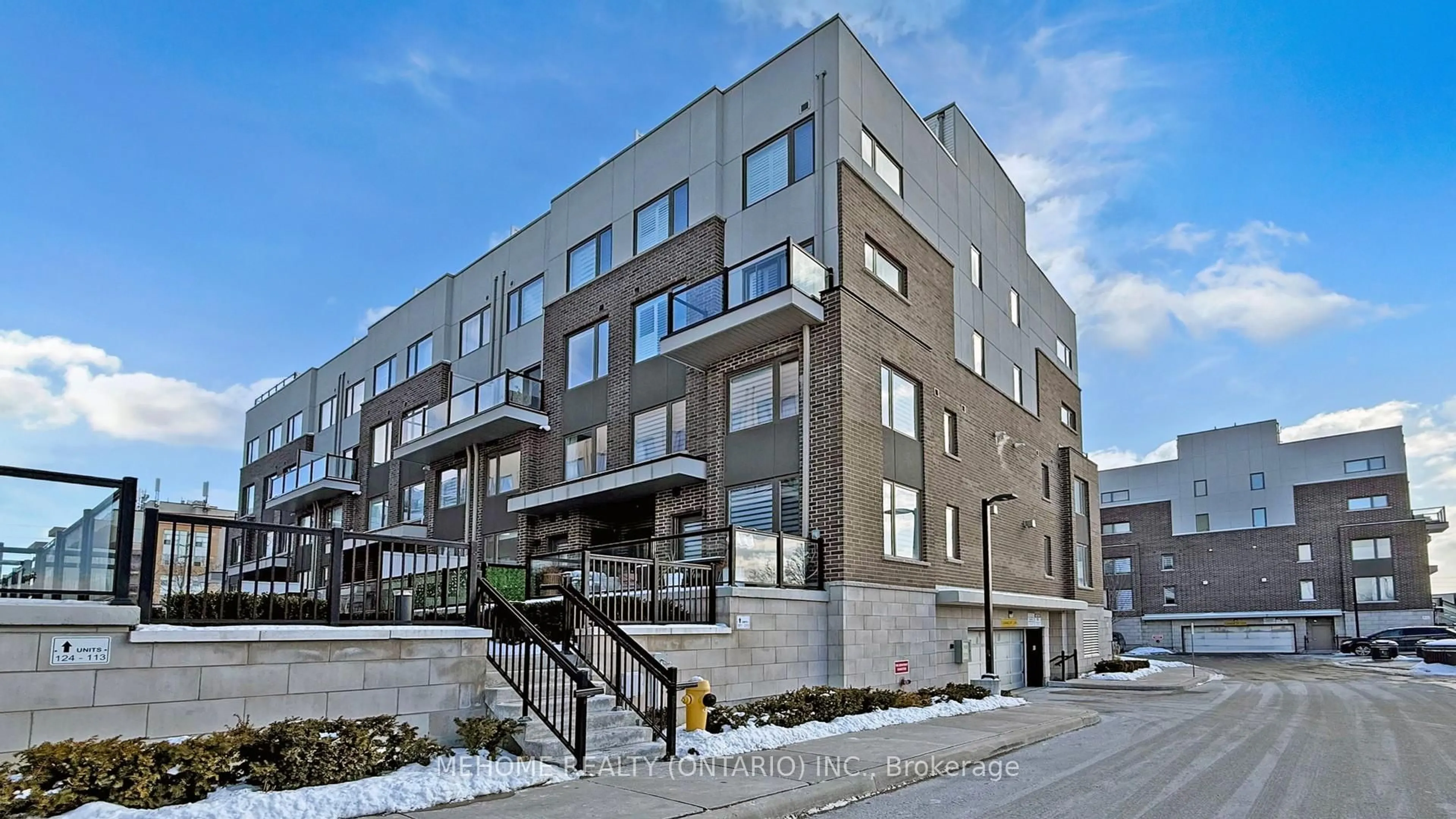 Patio, building for 1460 Whites Rd #203, Pickering Ontario L1V 0E8