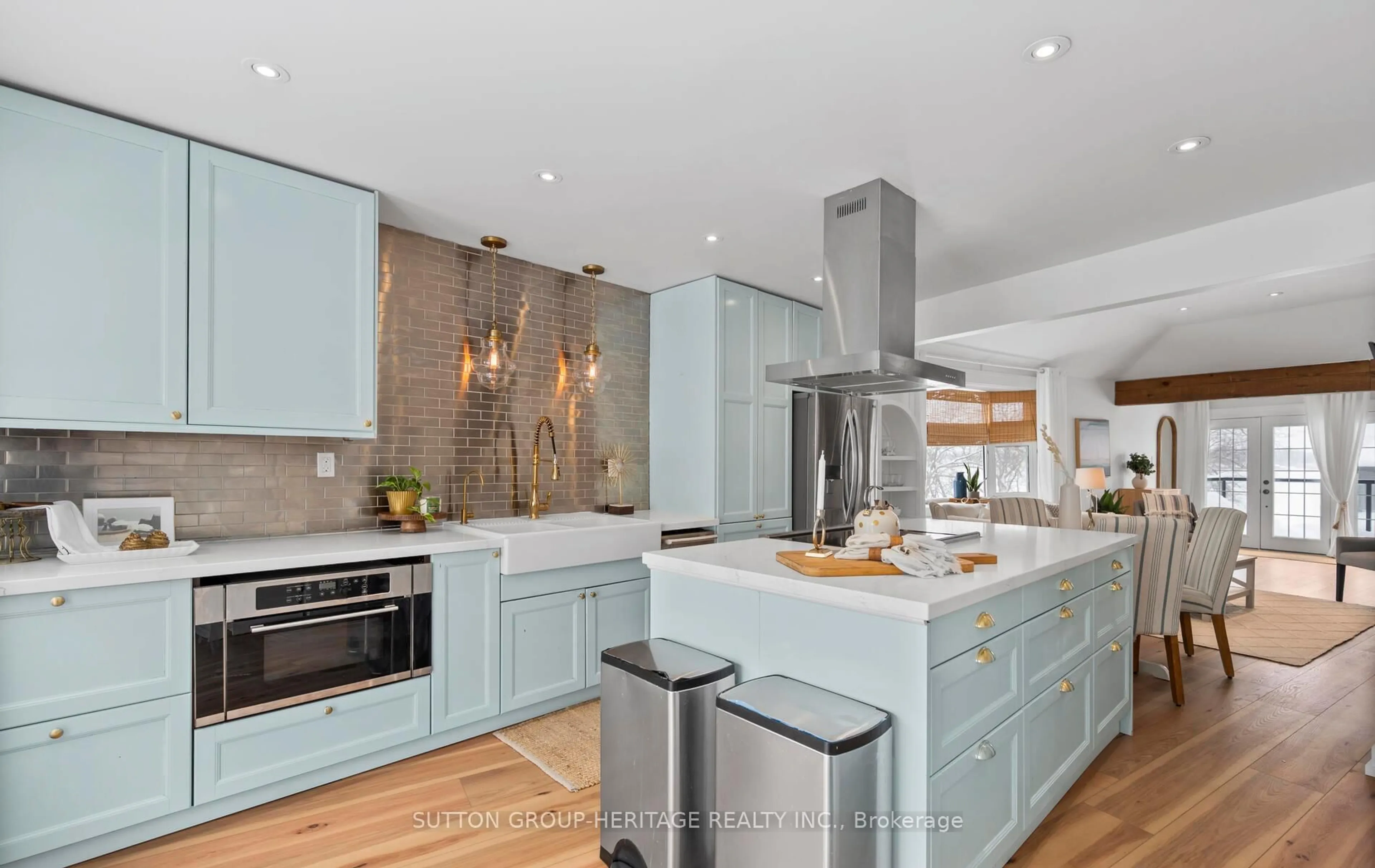 Contemporary kitchen, unknown for 153 Portview Rd, Scugog Ontario L9L 1B4