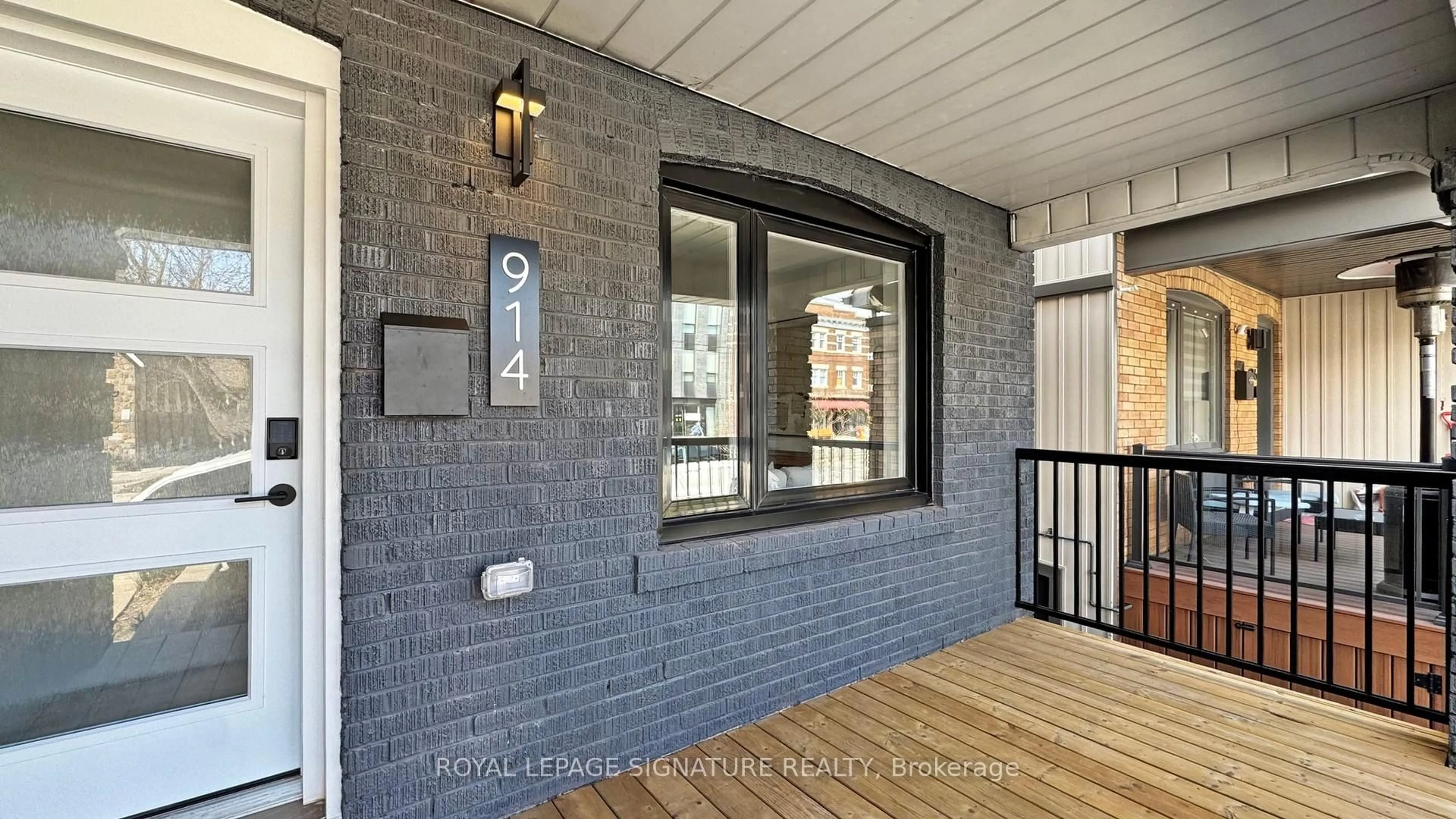 Home with brick exterior material, street for 914 Broadview Ave, Toronto Ontario M4K 2R1