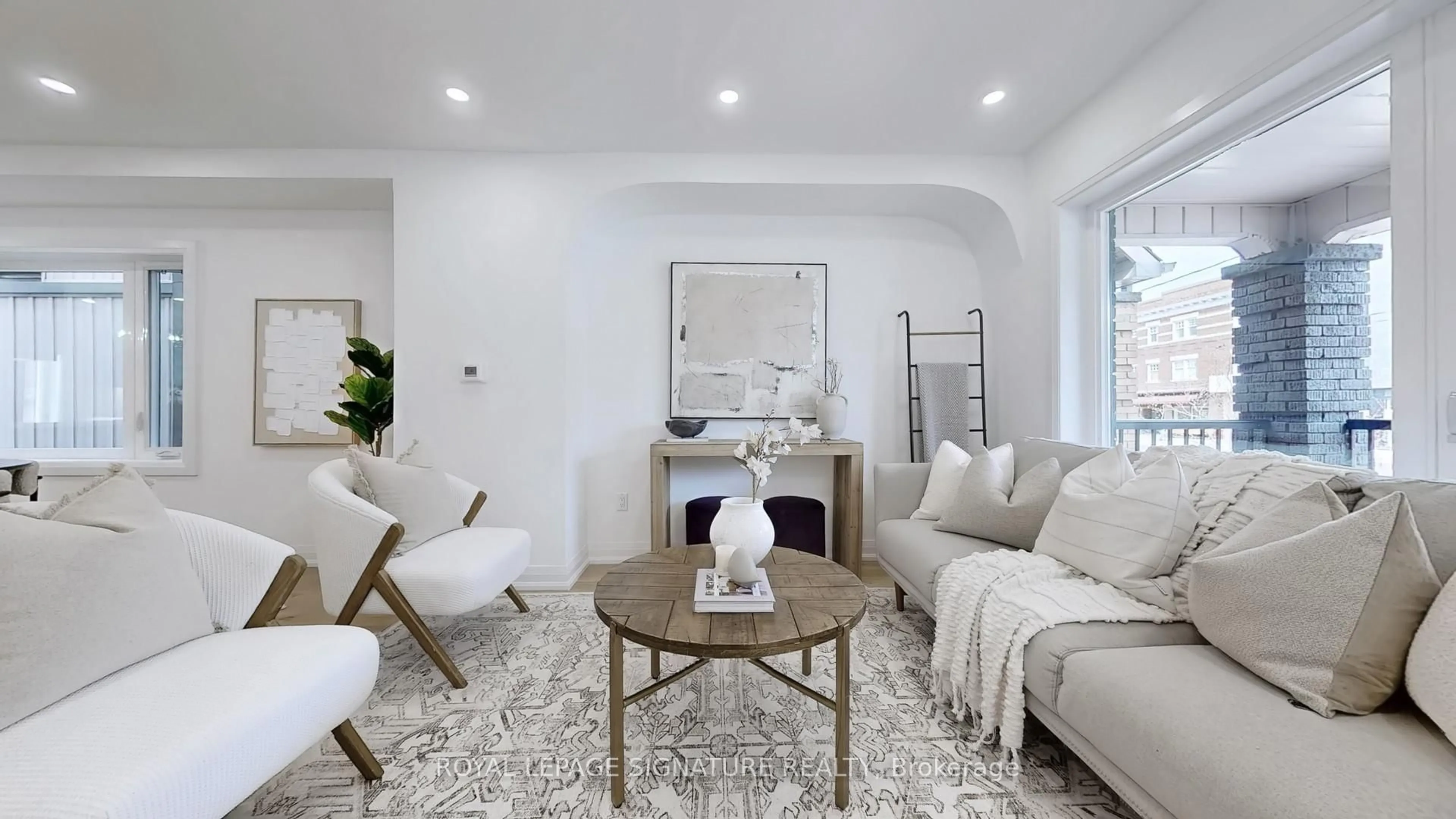 Living room with furniture, unknown for 914 Broadview Ave, Toronto Ontario M4K 2R1