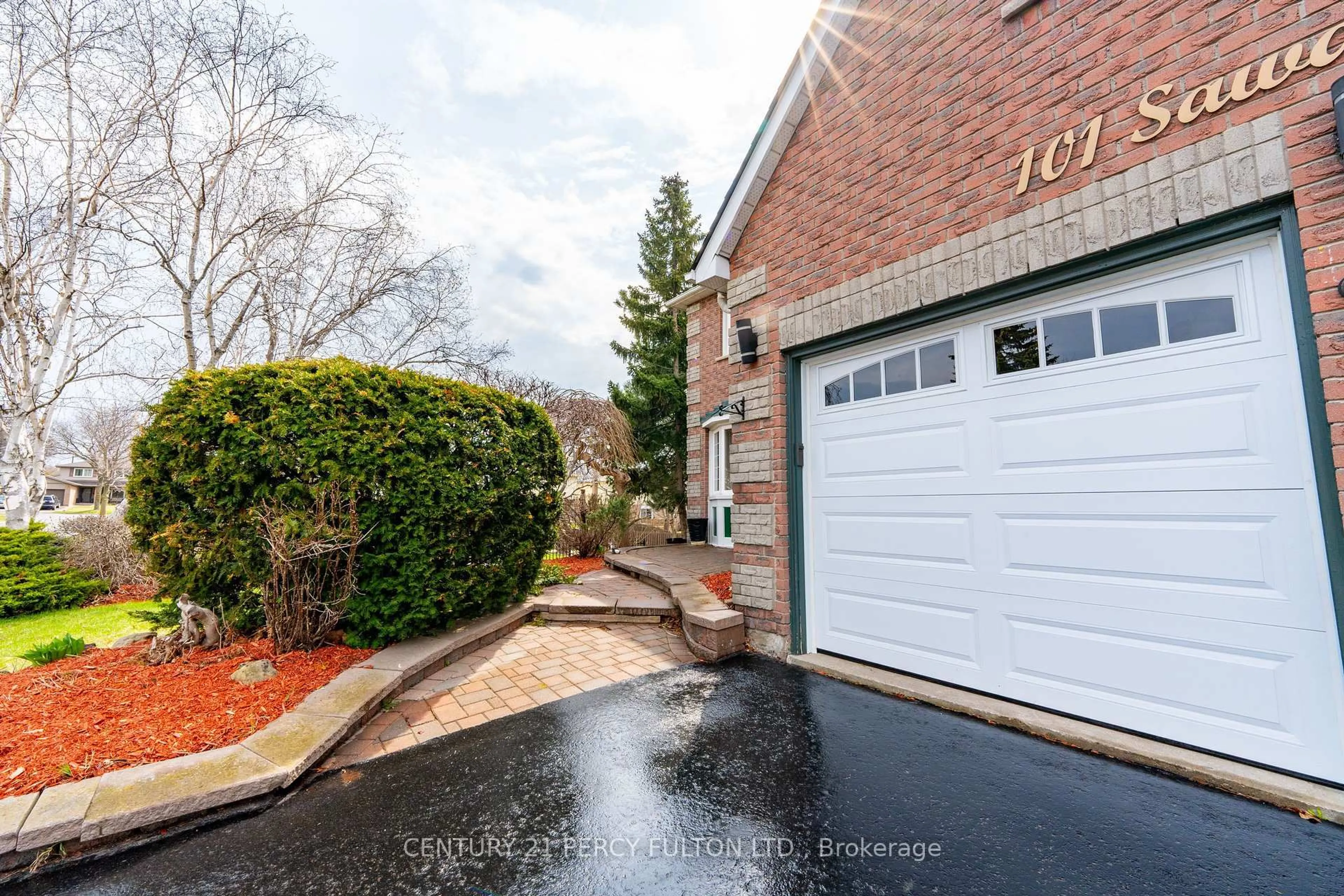 Unknown for 101 Sawdon Dr, Whitby Ontario L1N 8A8