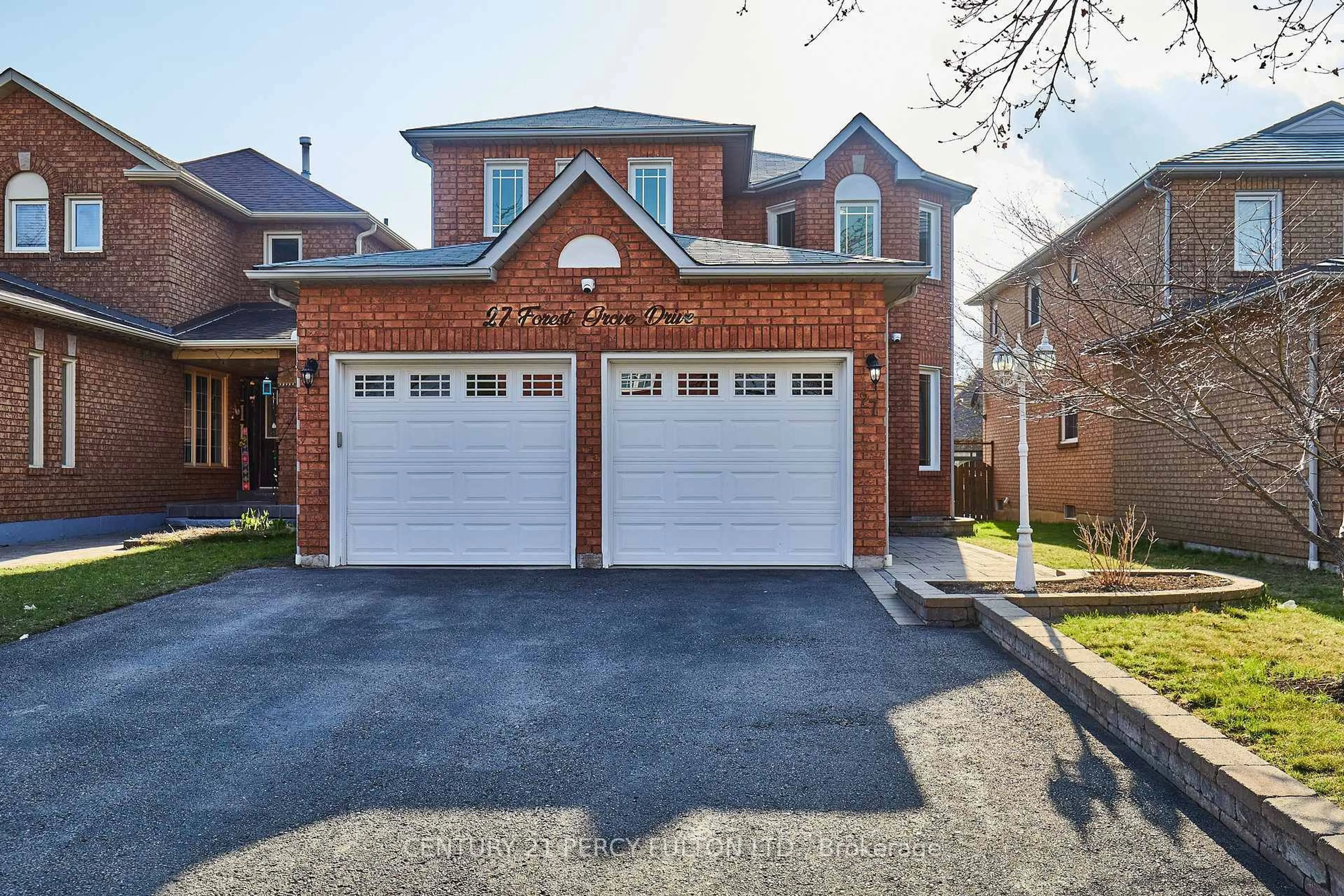 Home with brick exterior material, street for 27 Forest Grove Dr, Whitby Ontario L1R 2A7